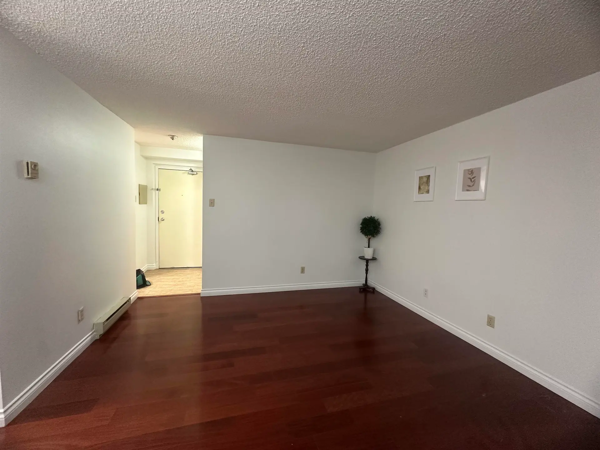 #207 1080 Broughton Street - Image 8
