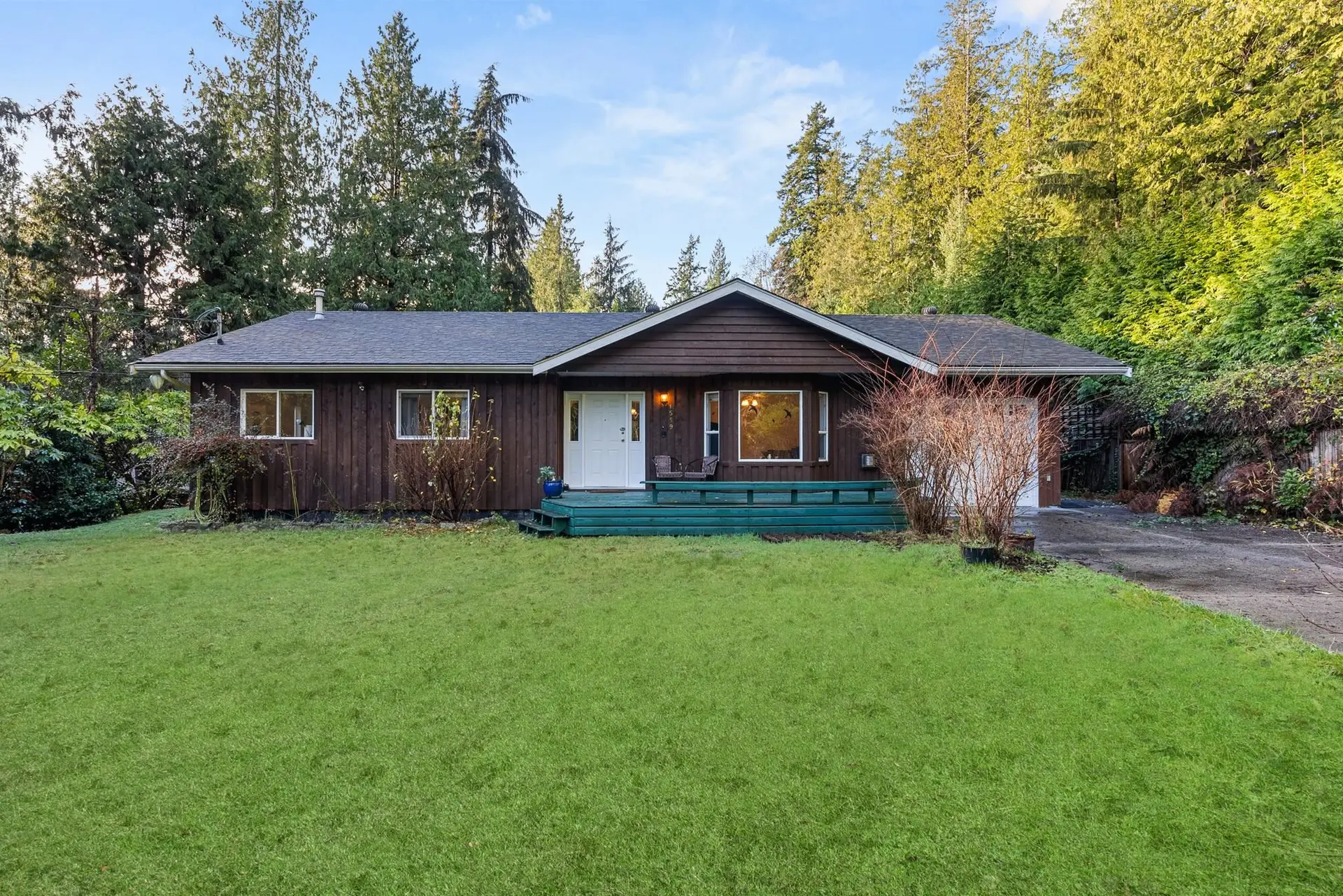Property at 1559 Park Avenue, Roberts Creek, BC