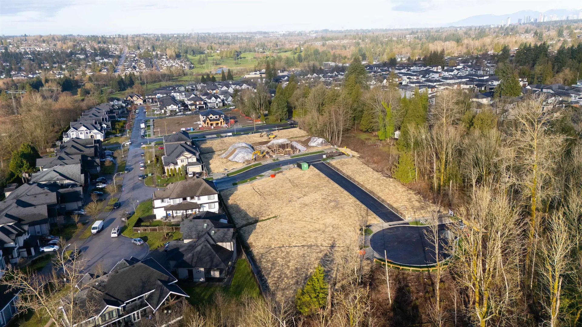 7671 156a Street - Image 5