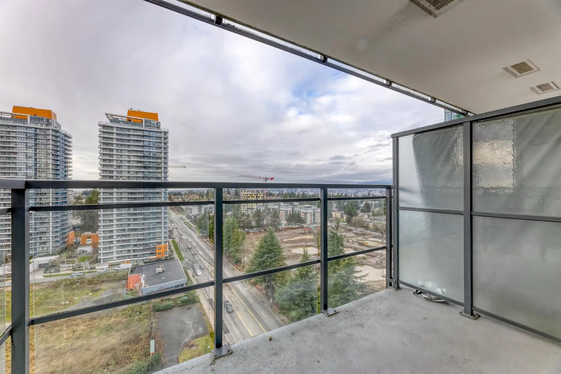 #2003 13398 104 Avenue - Image 14