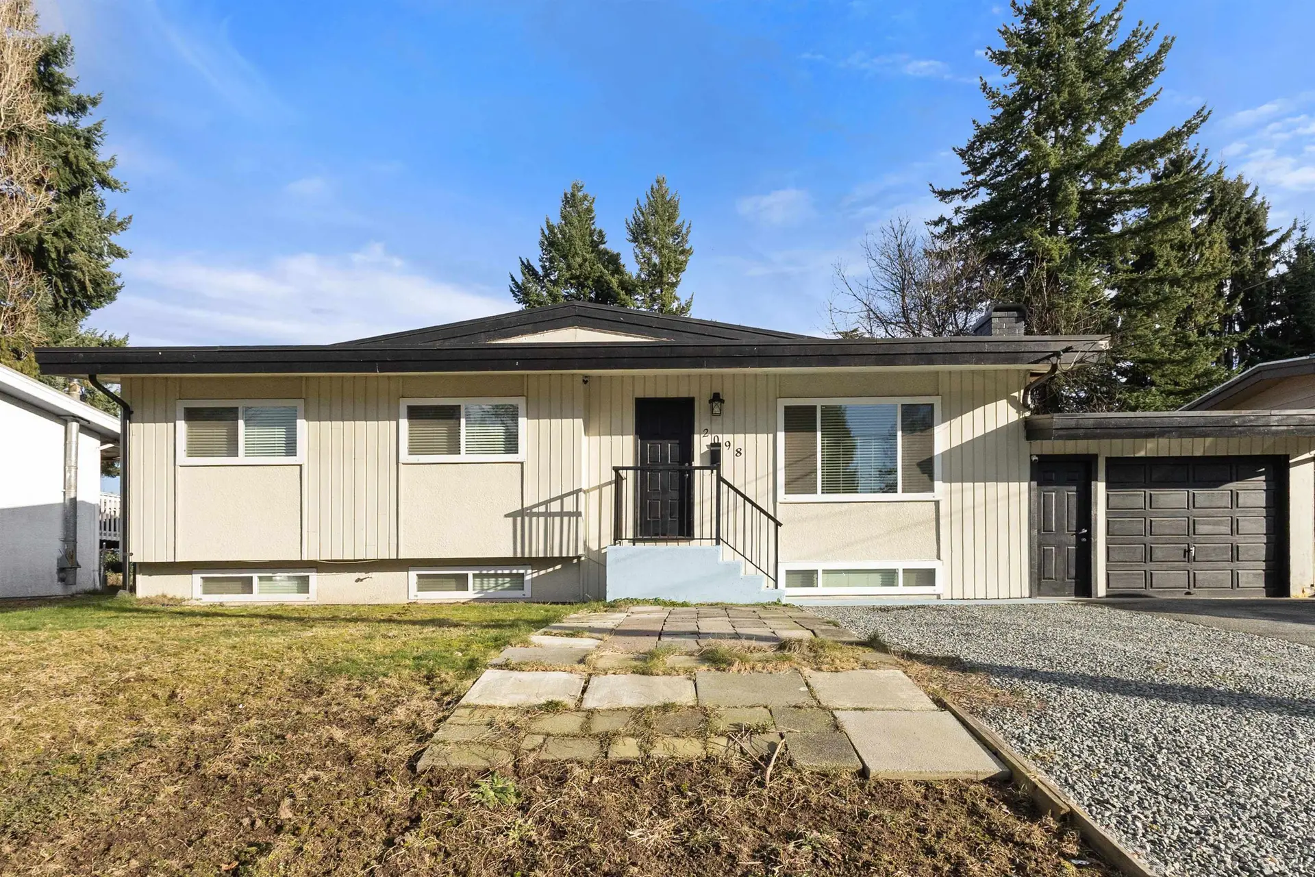 Property at 2098 Beaver Street, Abbotsford, BC