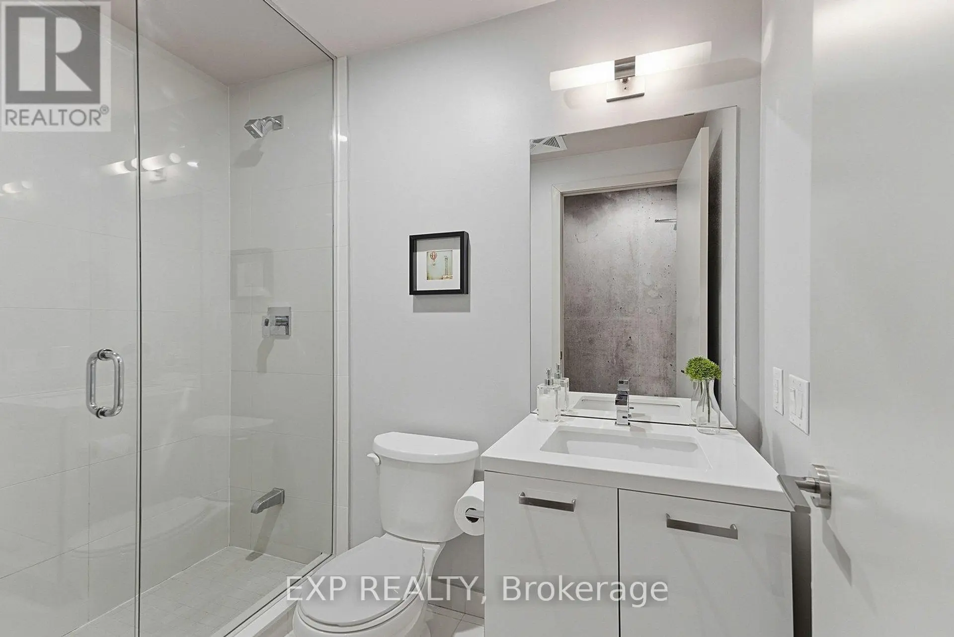 #416 39 BRANT STREET - Image 16