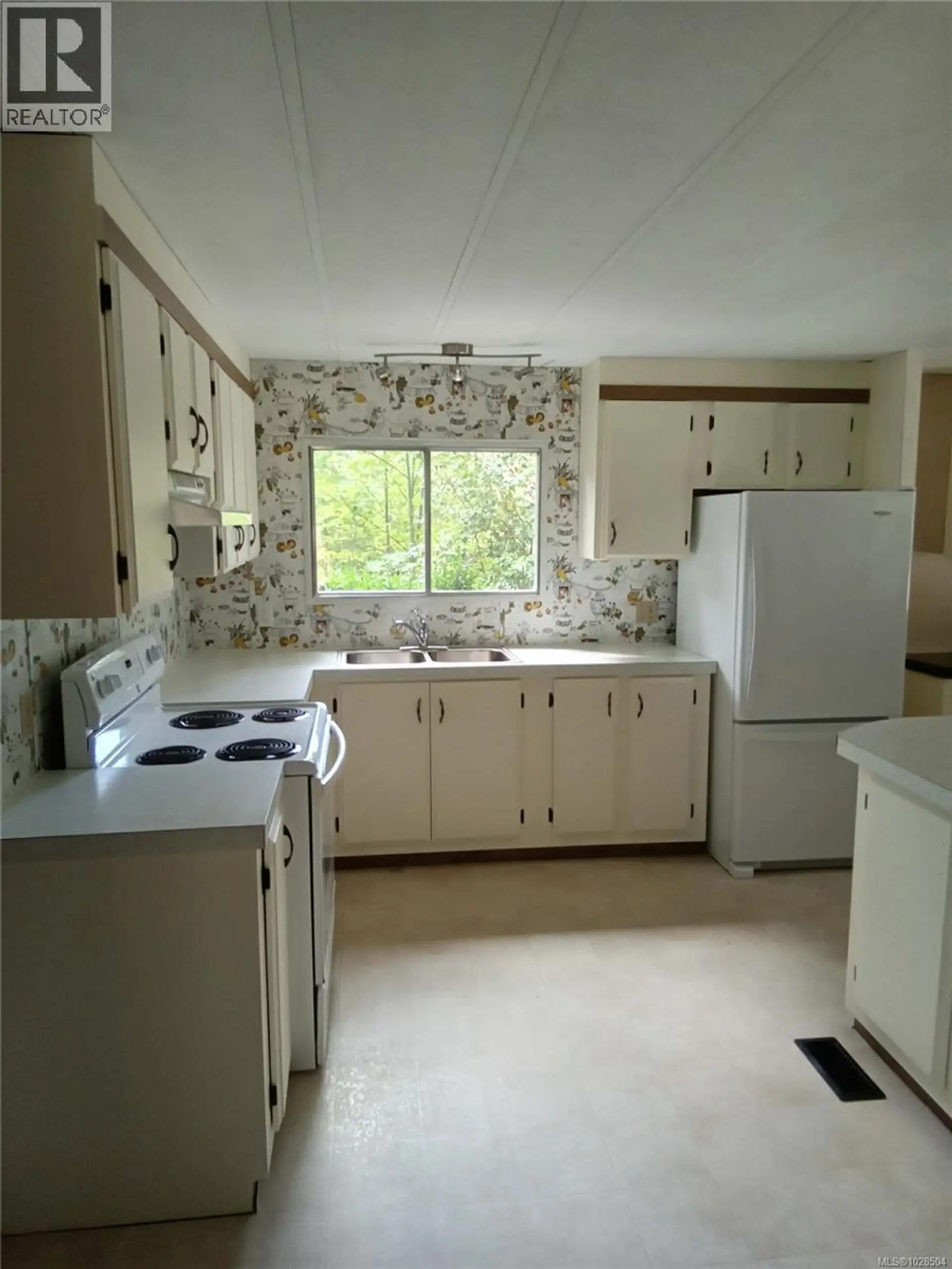 1802 Oyster Way - Image 5