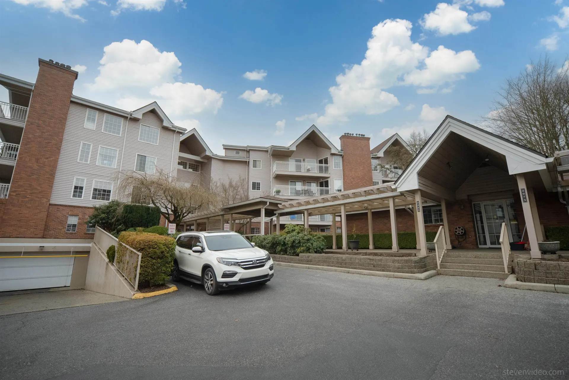 #405 2963 Burlington Drive - Image 10