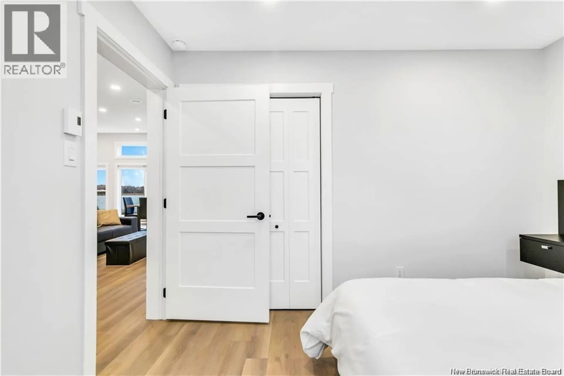 89 YORK - Image 8