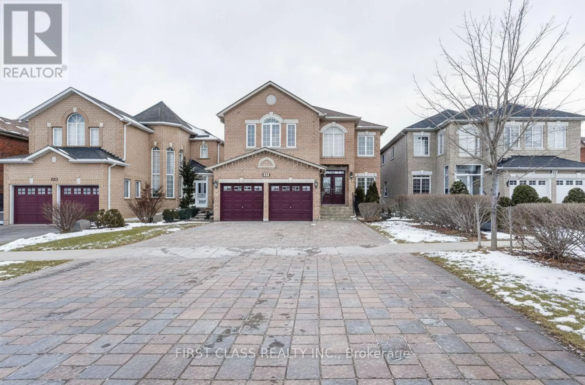 333 WELDRICK ROAD E - Image 1
