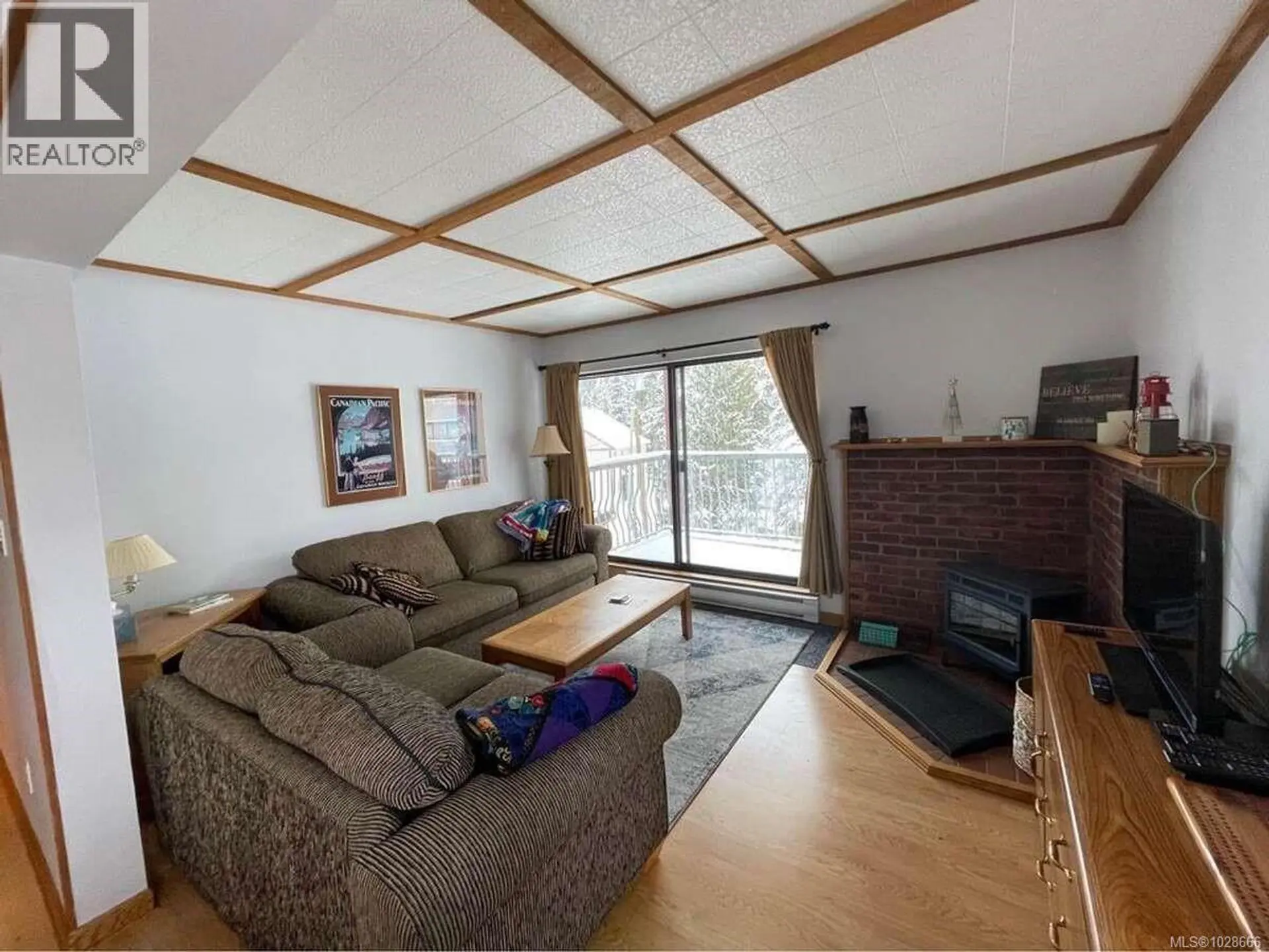 Property at #308 695 Castle Crag Cres, Courtenay, BC