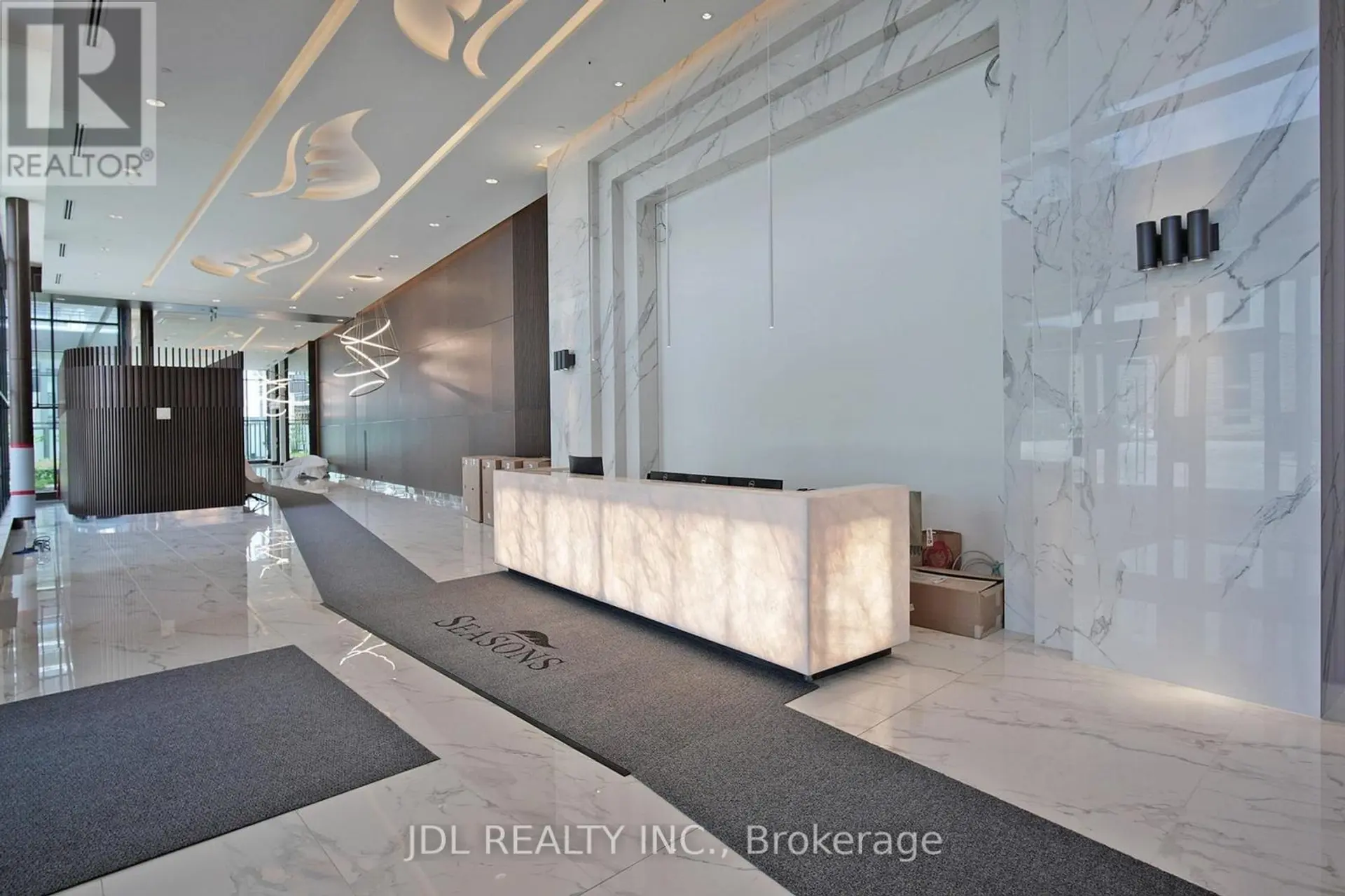 #PH4101 95 MCMAHON DRIVE - Image 6