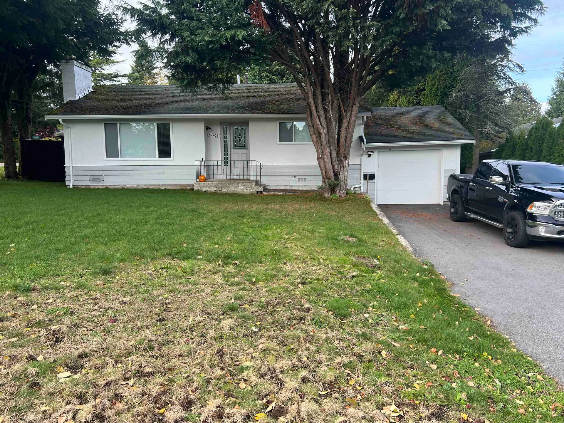 15705 Tulip Drive - Image 2