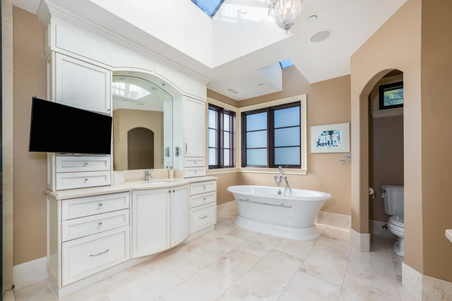 1198 W 55th Avenue - Image 12