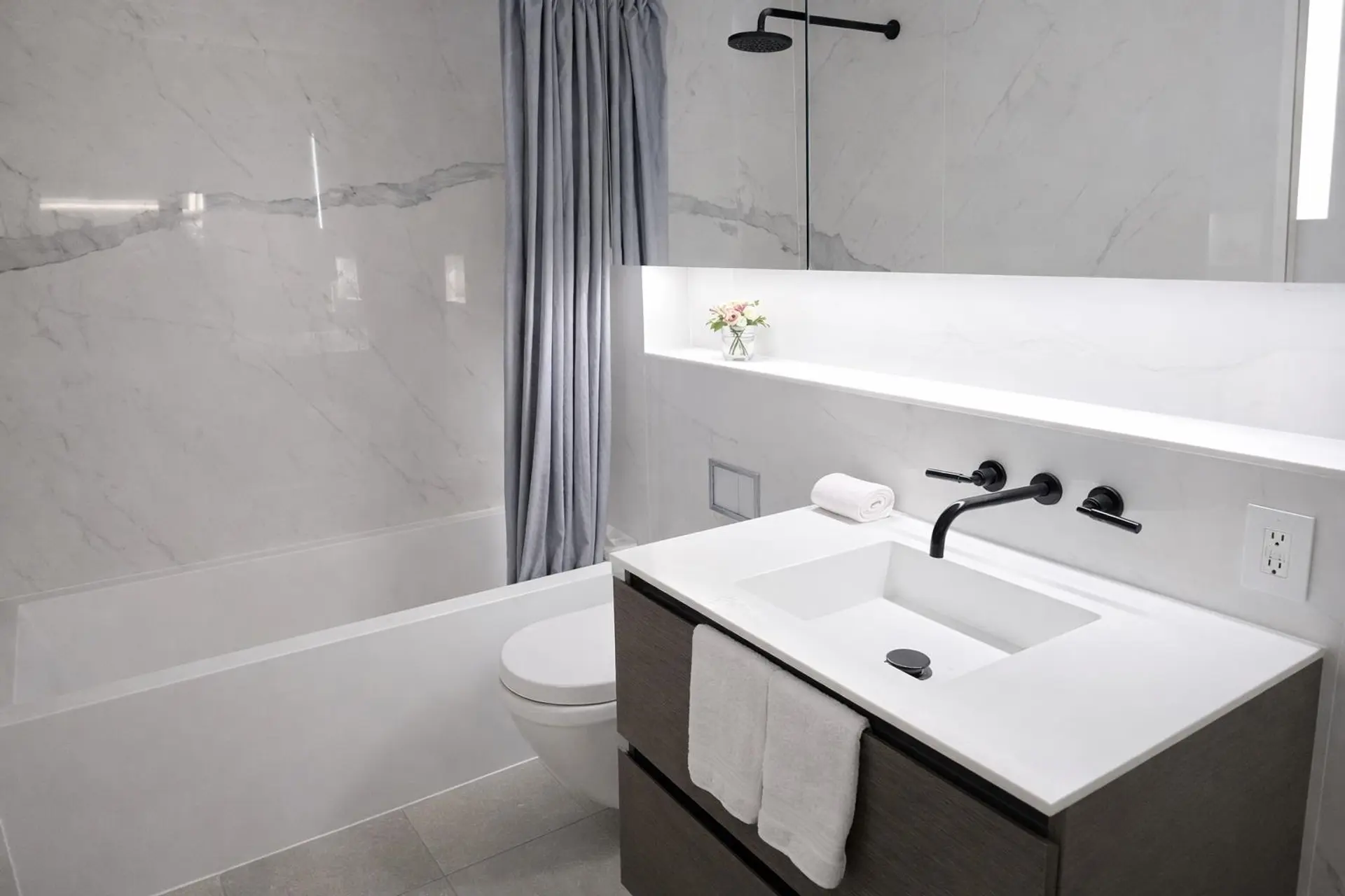 #805 620 Cardero Street - Image 5
