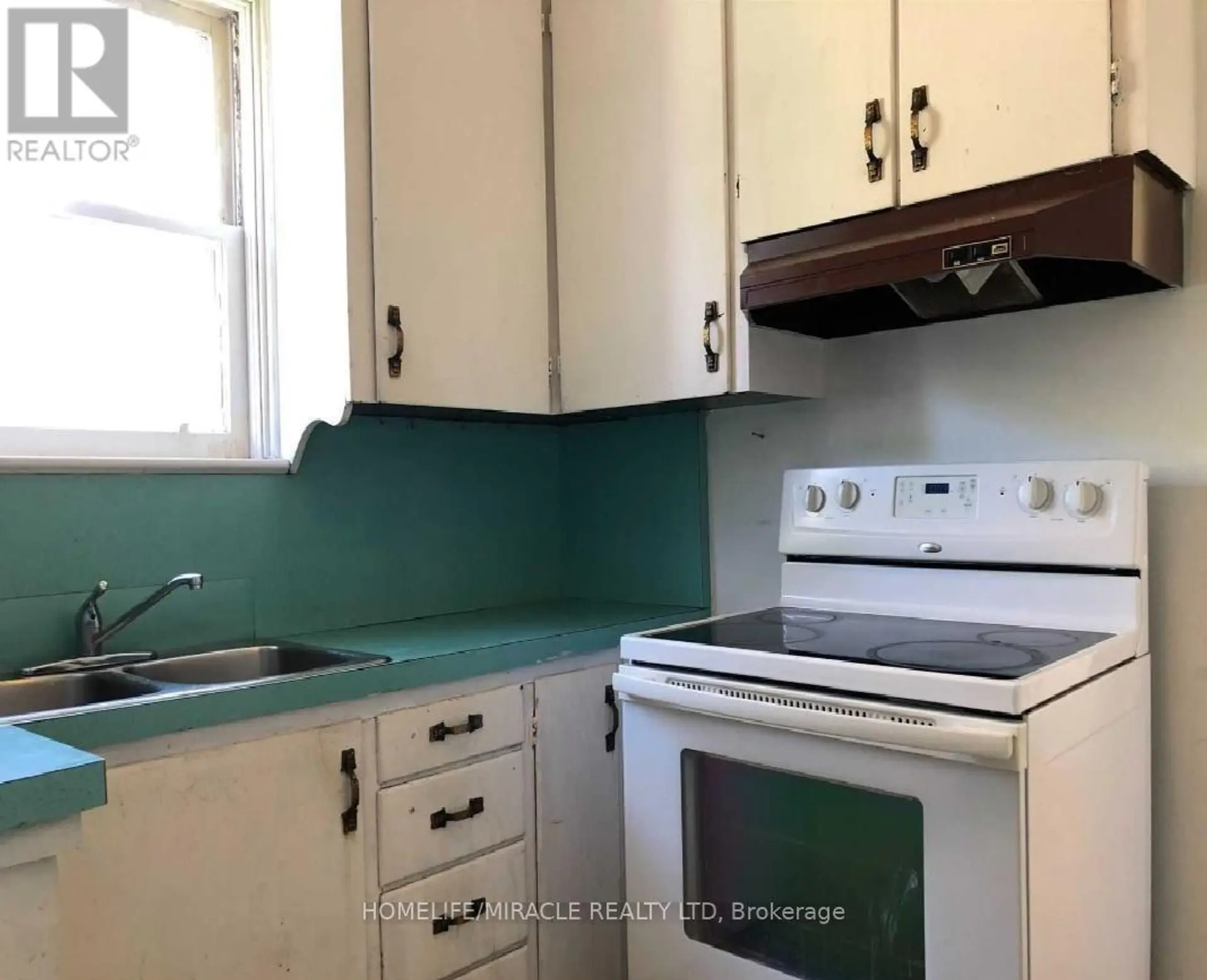 190 POYNTZ AVENUE - Image 7