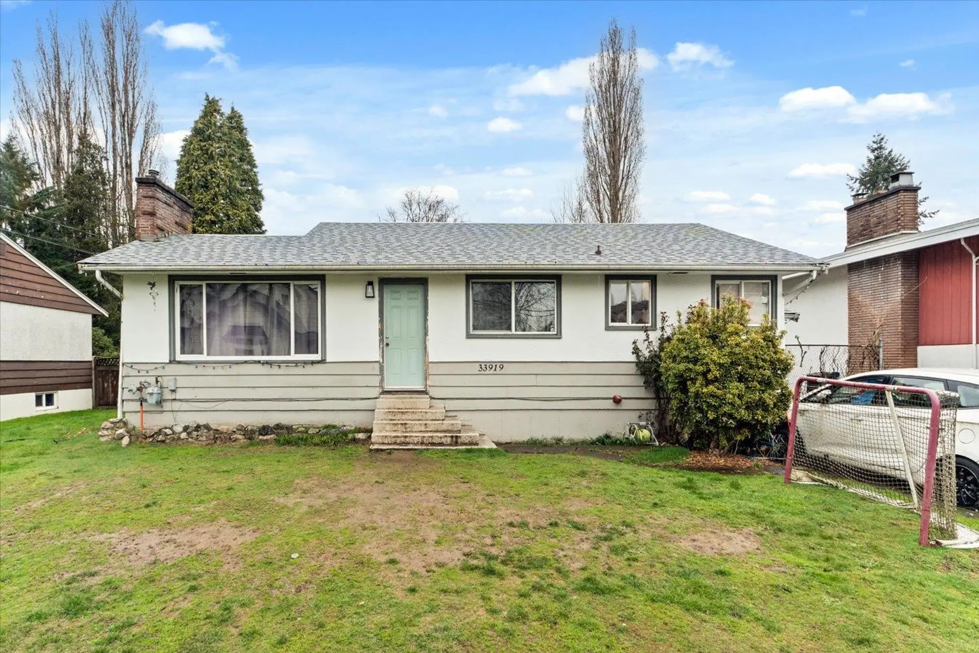 Property at 33919 Victory Boulevard, Abbotsford, BC