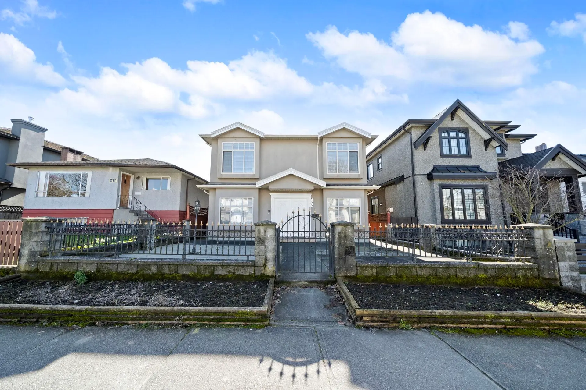 Property at 266 E 55th Avenue, Vancouver, BC