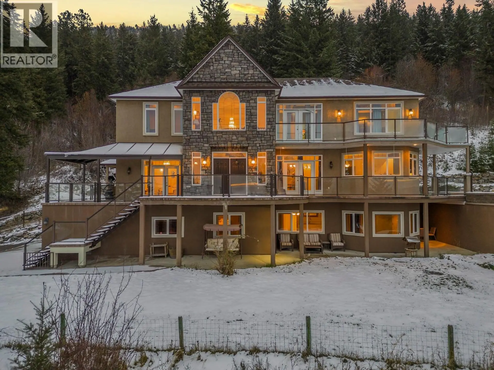 Property at 5475/5477 Kingsview Road, Vernon, BC