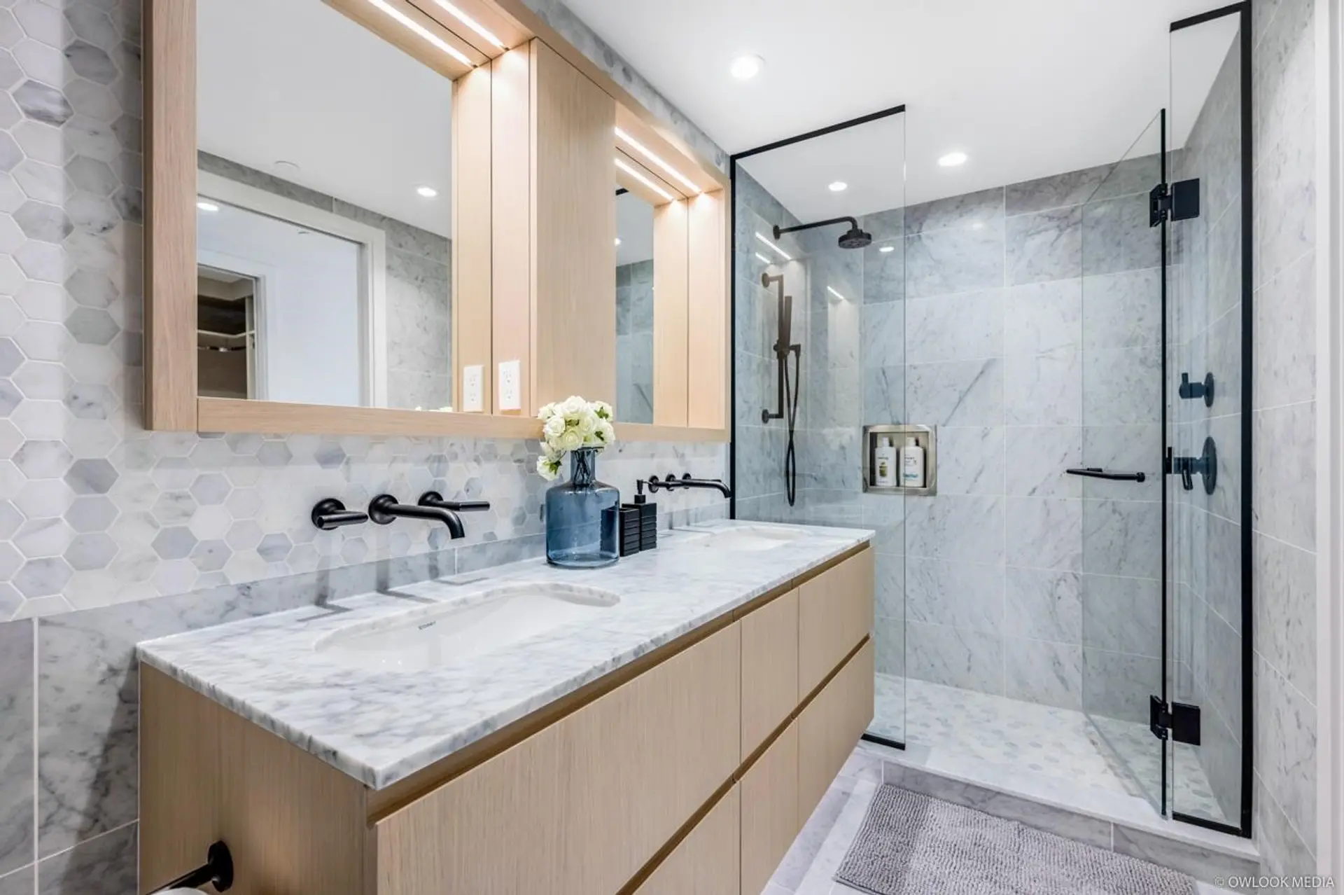 #1504 1180 Broughton Street - Image 17
