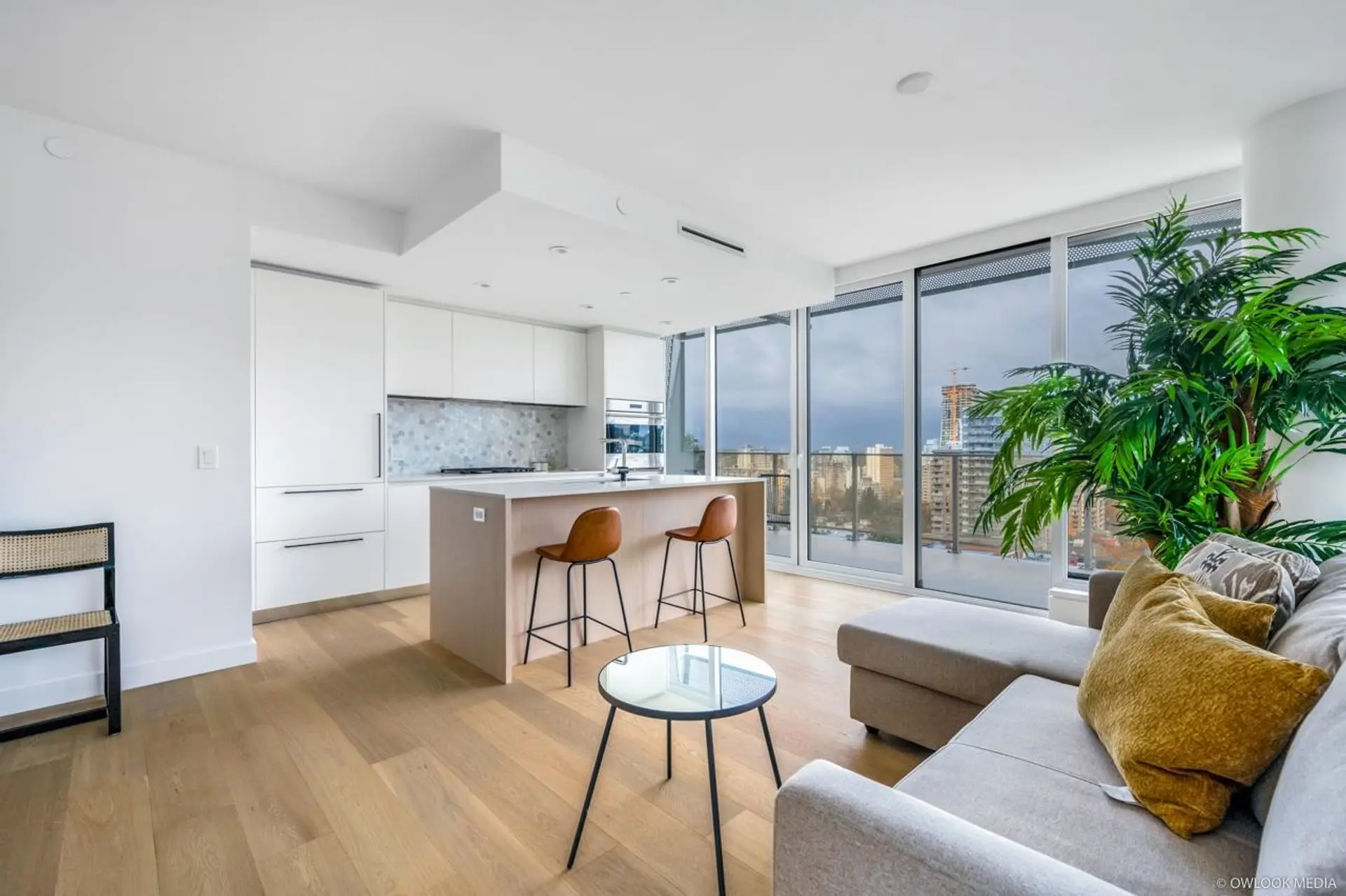 #1504 1180 Broughton Street - Image 3