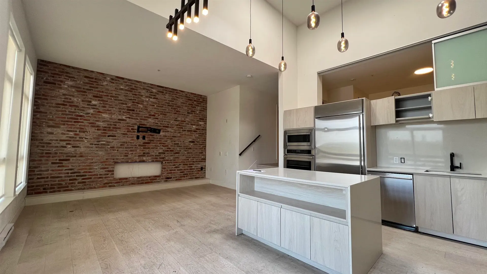 #401 300 Salter Street - Image 5