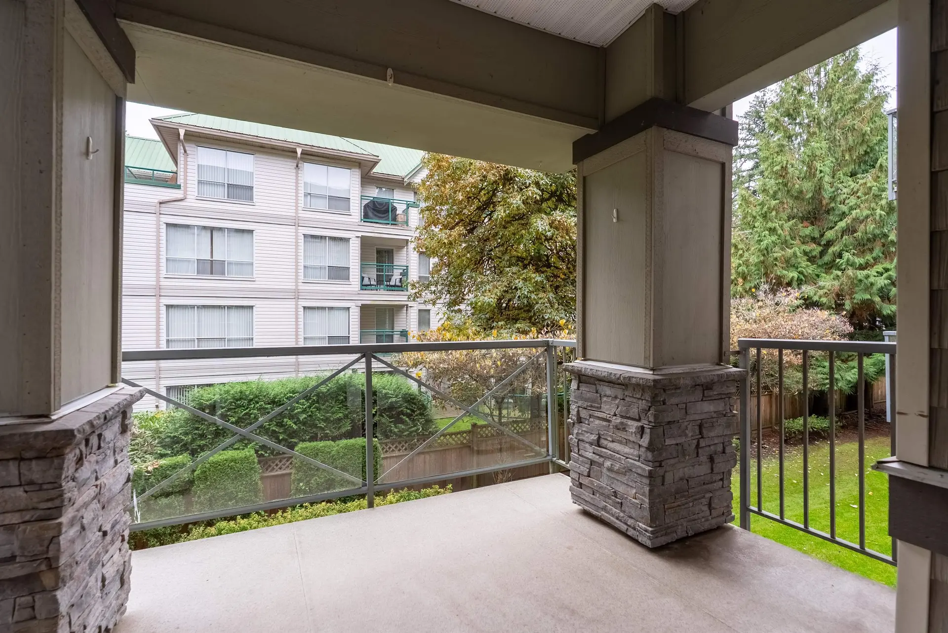 #306 33318 Bourquin Crescent - Image 10