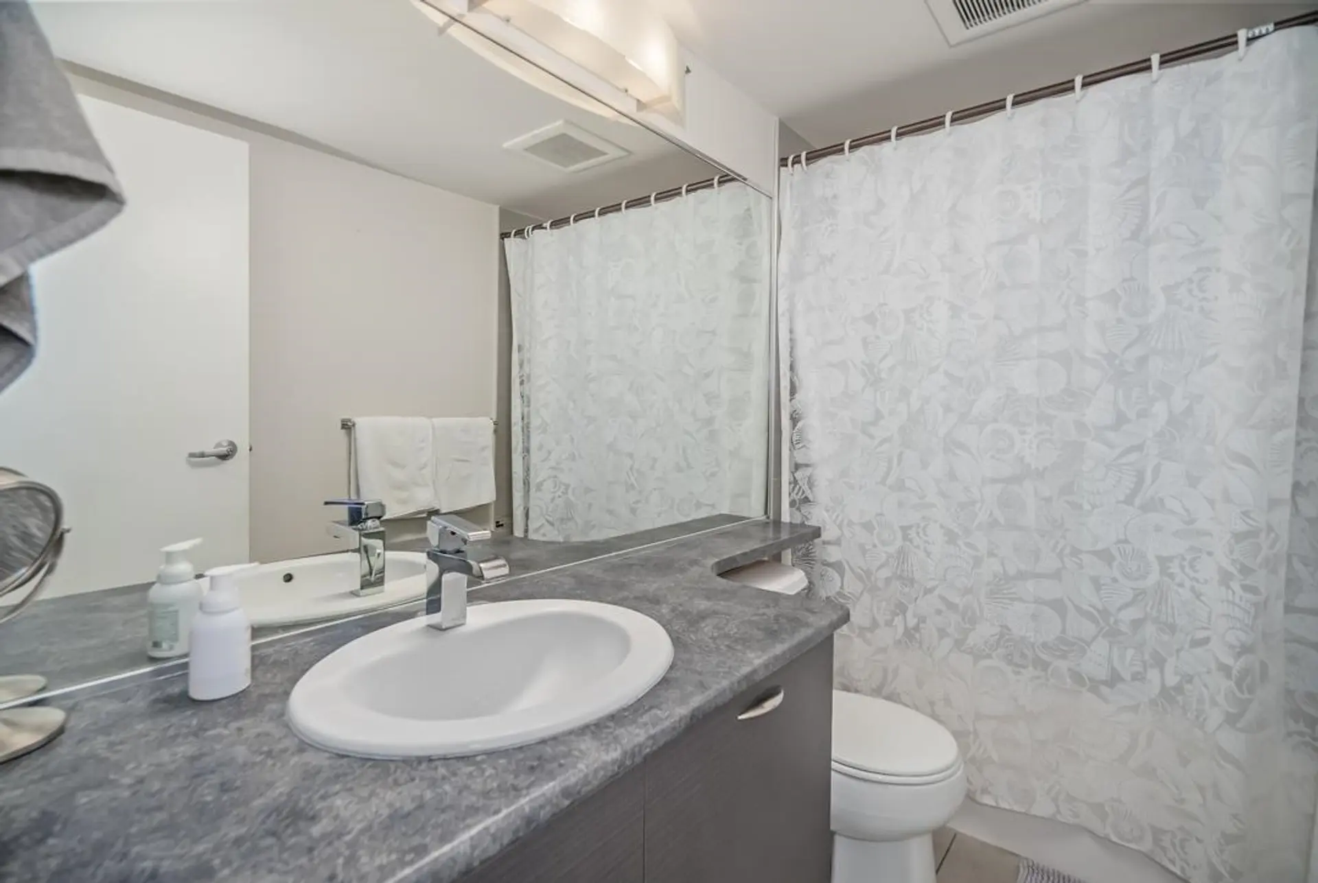 #301 2233 McKenzie Road - Image 12