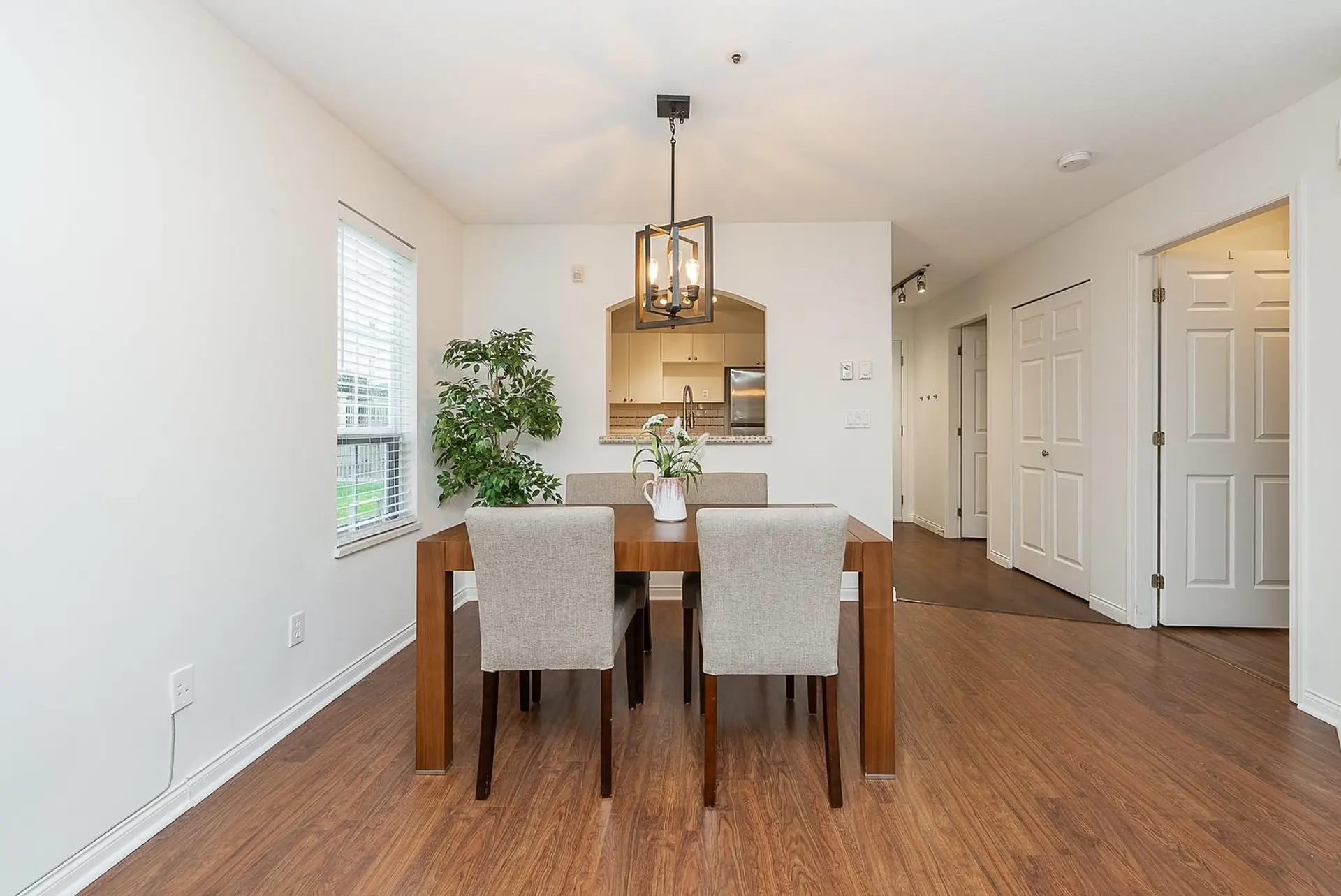 #101 2975 Princess Crescent - Image 5