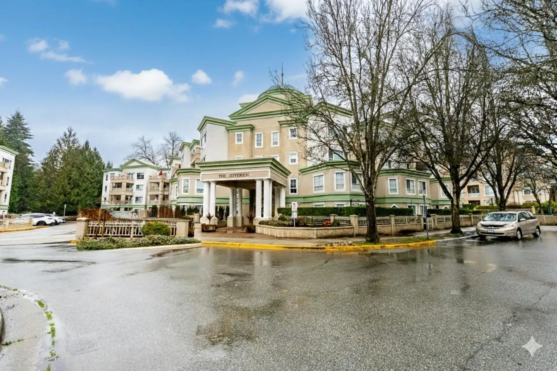 #101 2975 Princess Crescent - Image 19
