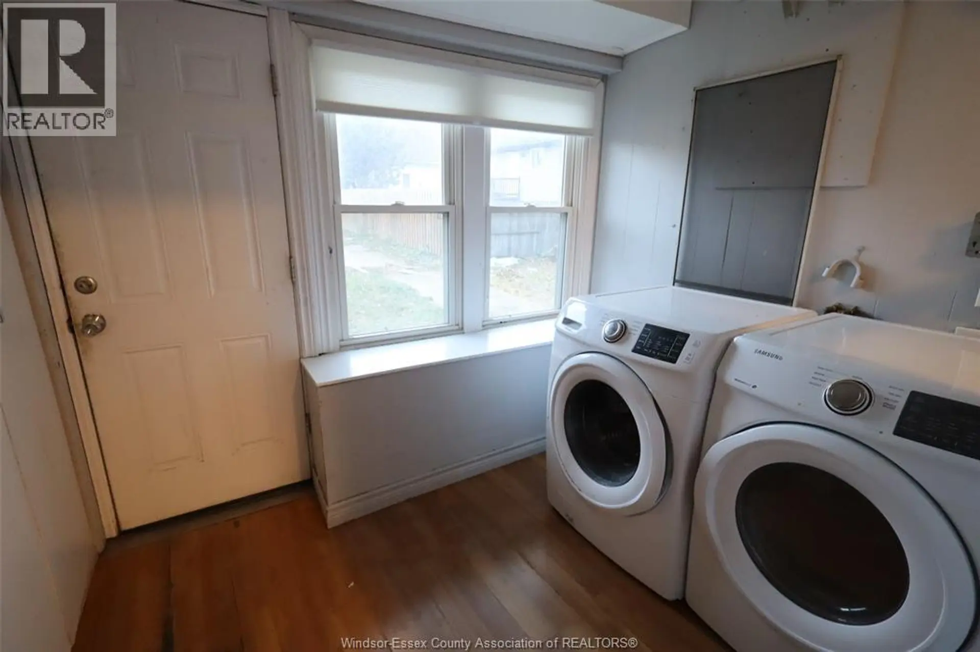 817 CHATHAM STREET EAST - Image 15