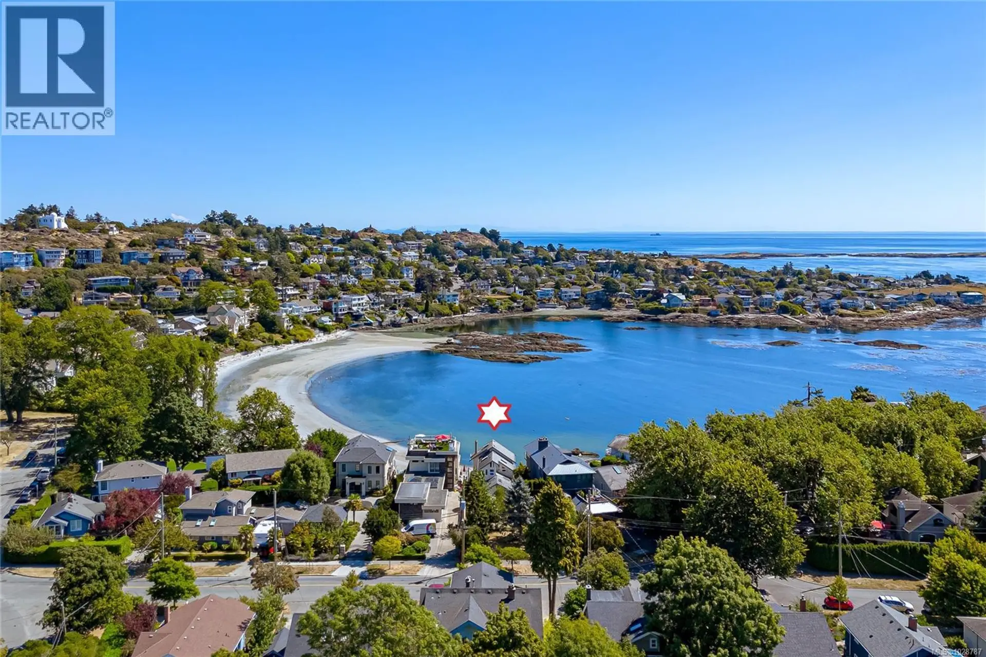Property at 157 Robertson St, Victoria, BC