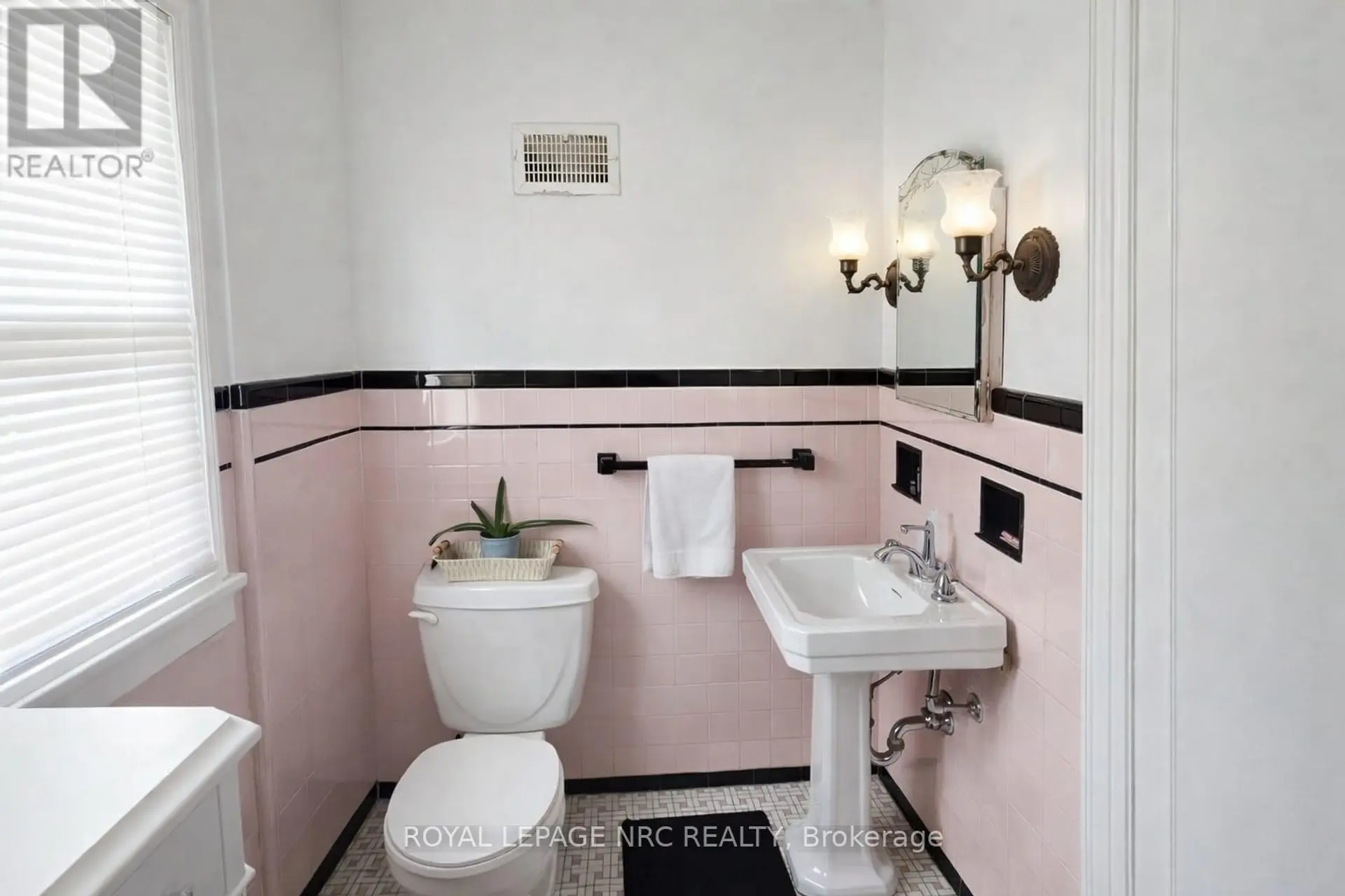 19 LAKESHORE ROAD - Image 5