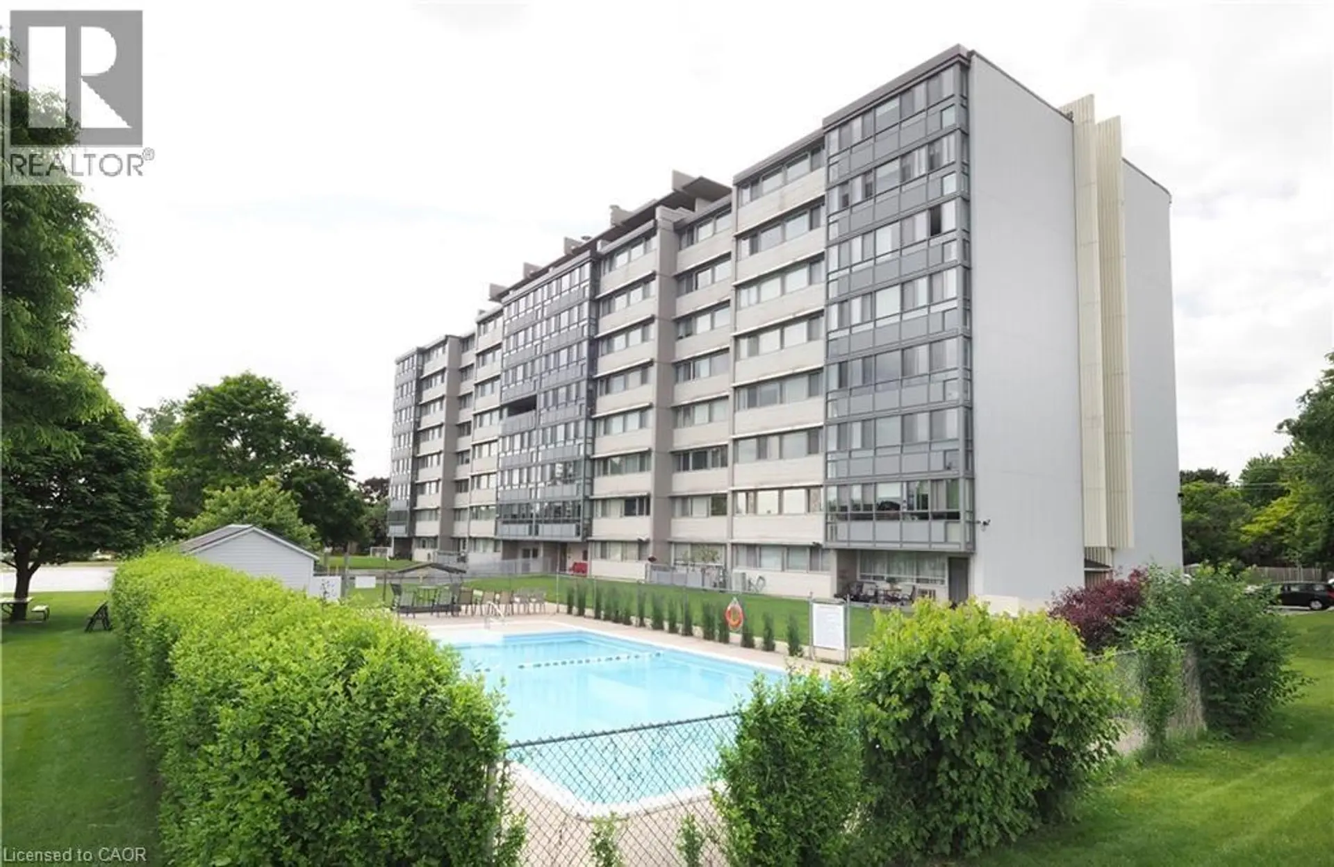 #507 24 MIDLAND Drive - Image 2