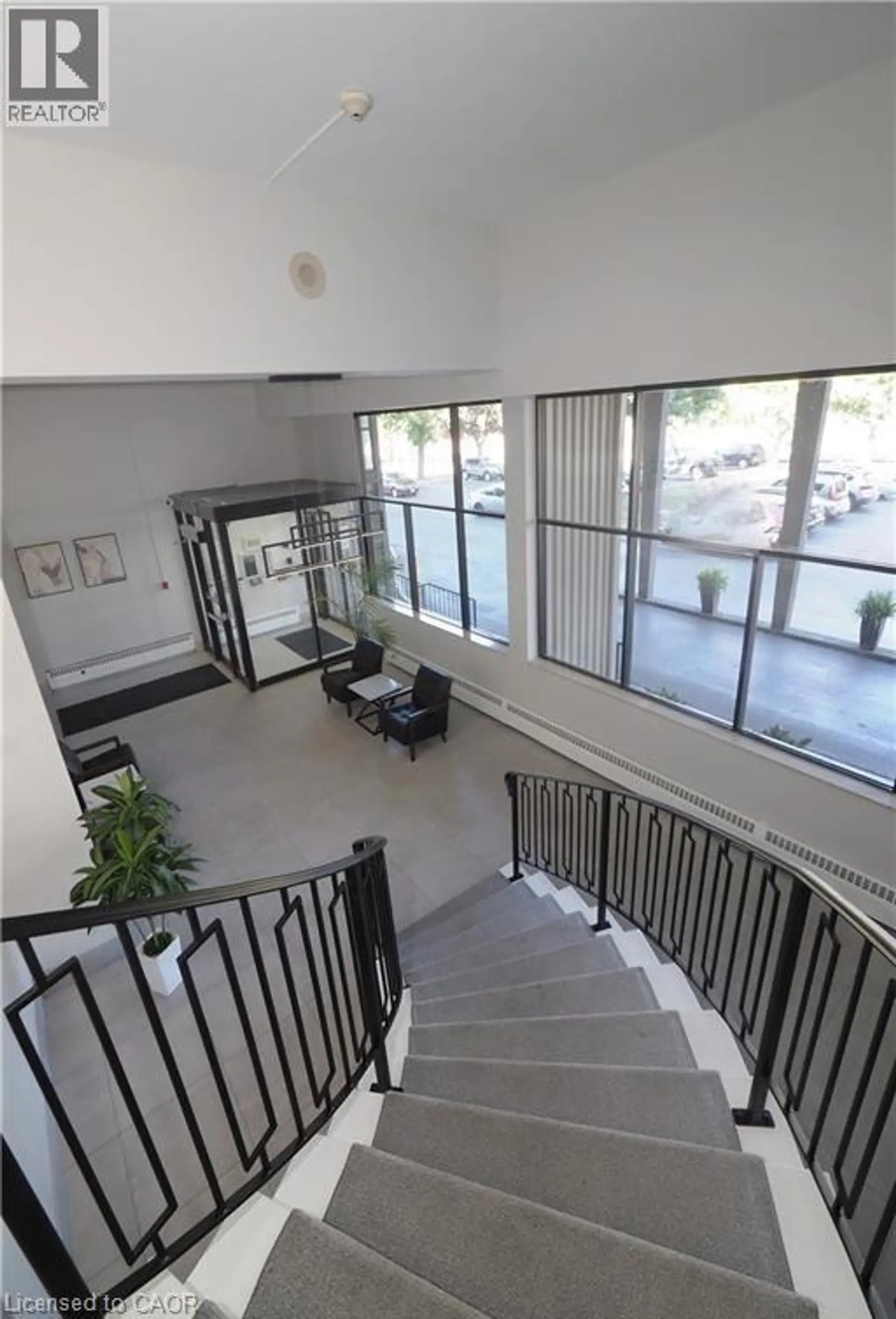 #507 24 MIDLAND Drive - Image 11