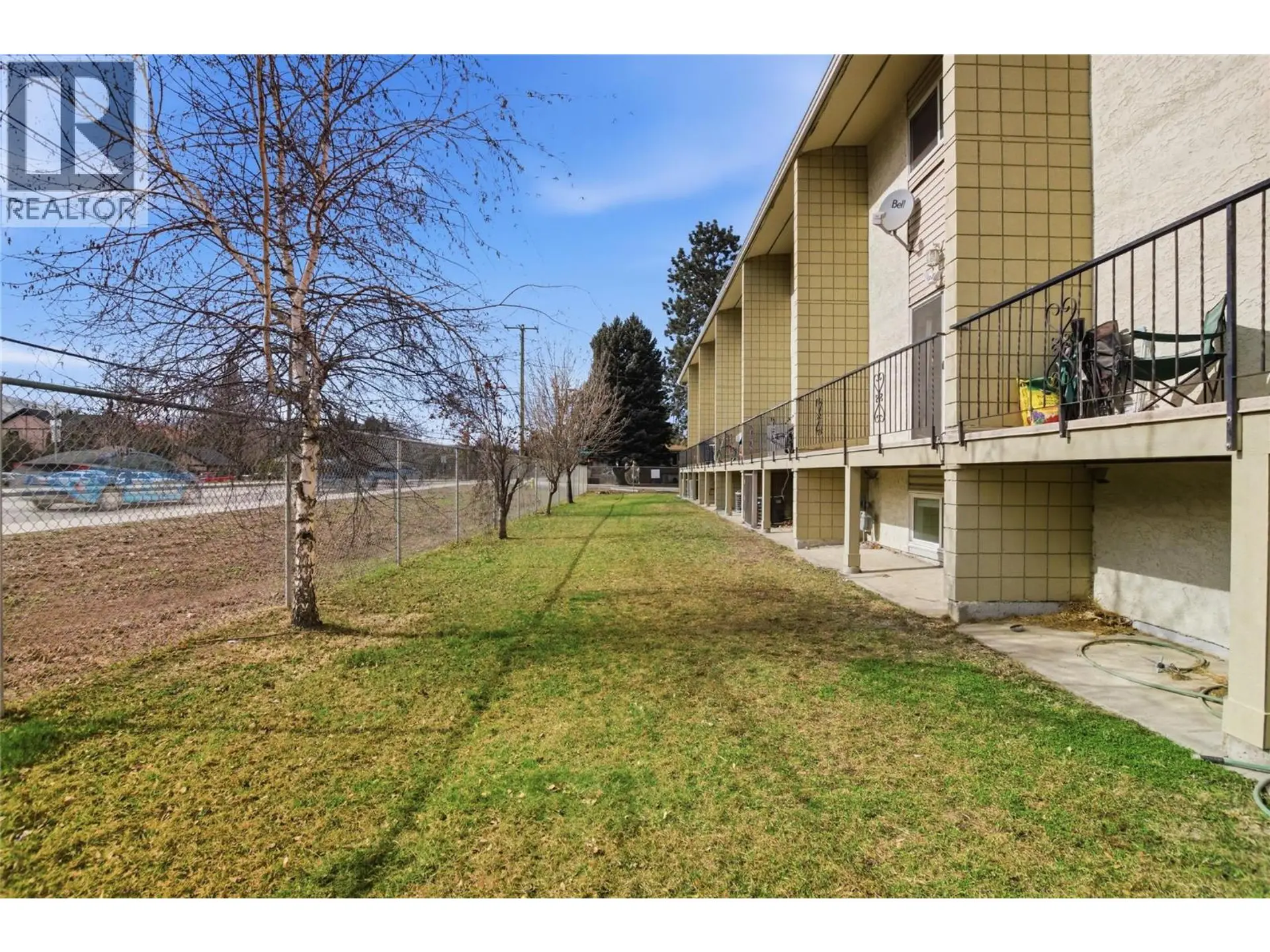 #5 1946 Tranquille Road - Image 19