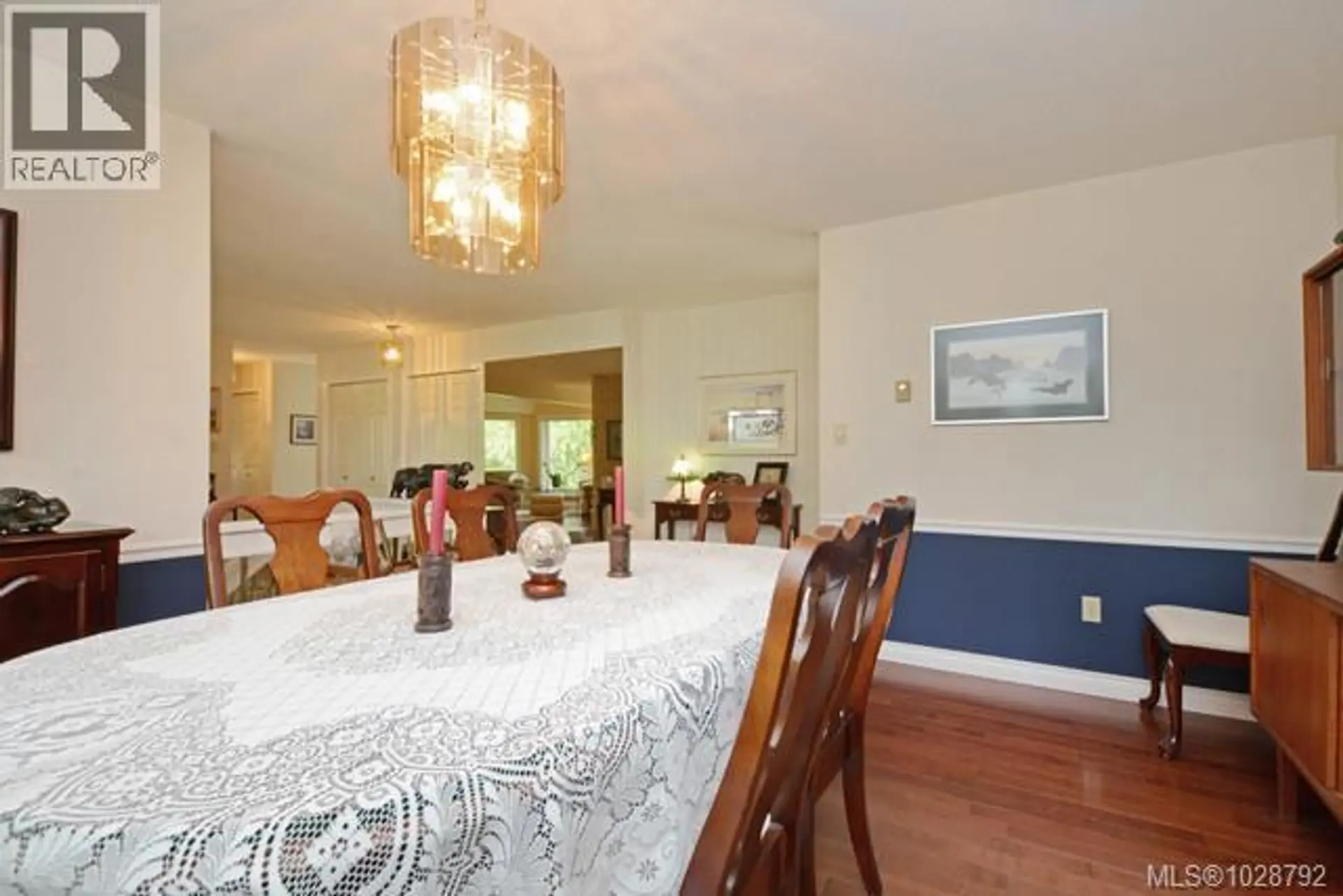 1055 Thistlewood Dr - Image 5