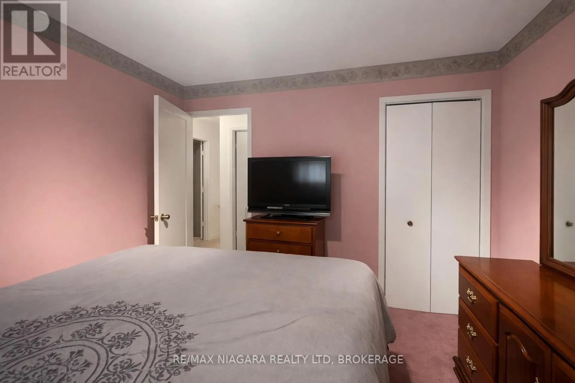 19 NOTTINGHAM COURT - Image 15