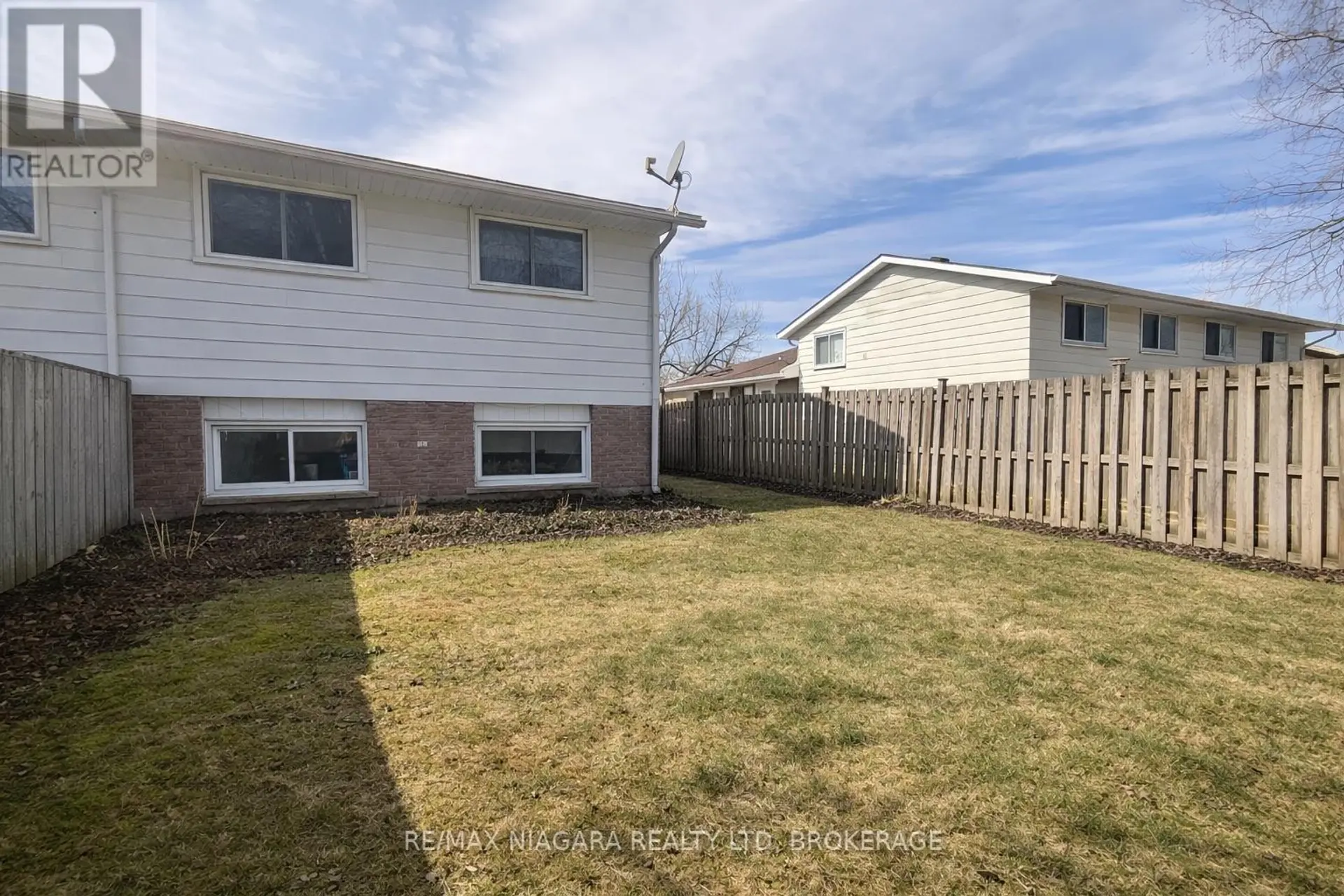 19 NOTTINGHAM COURT - Image 2