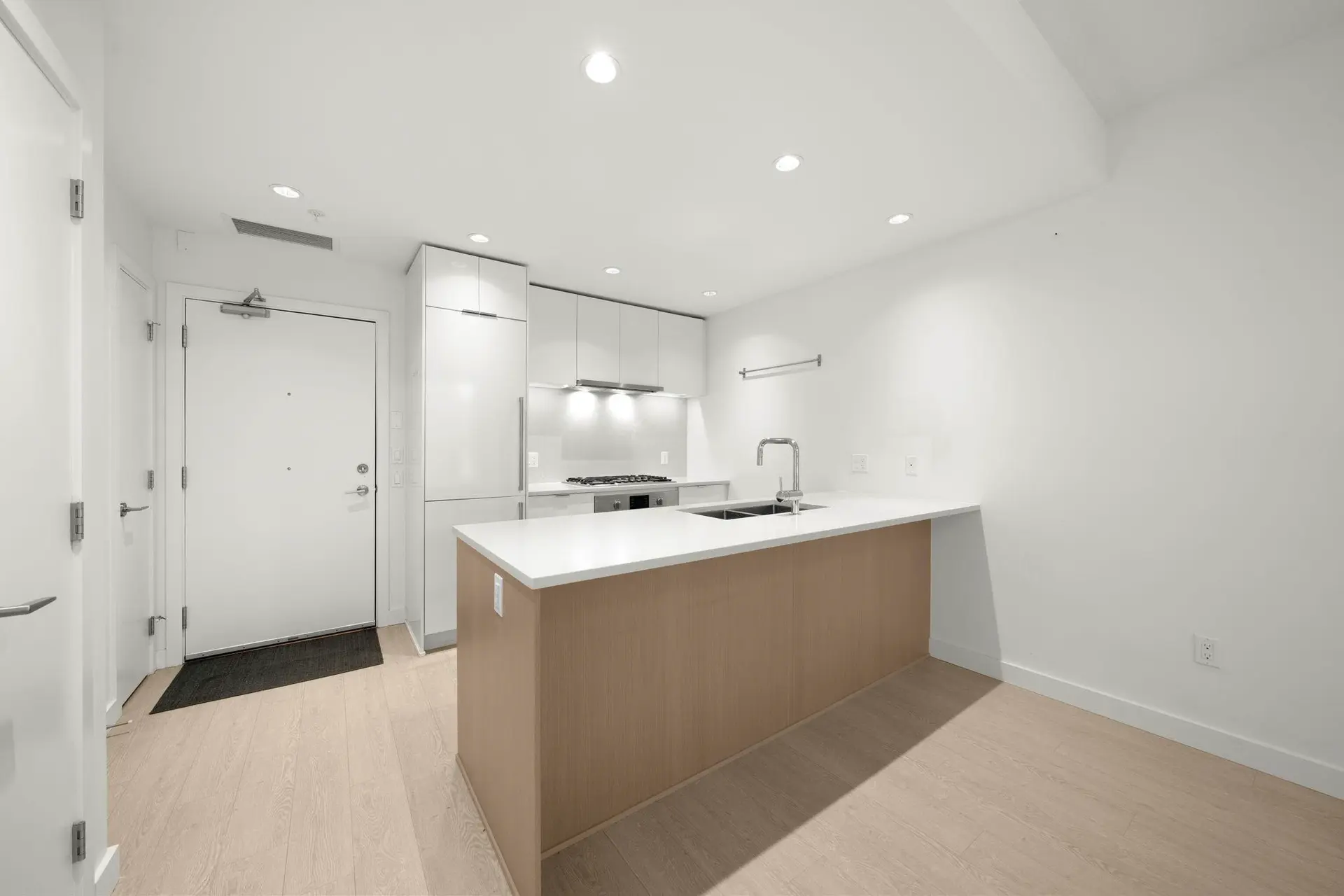 #203 7928 Yukon Street - Image 5