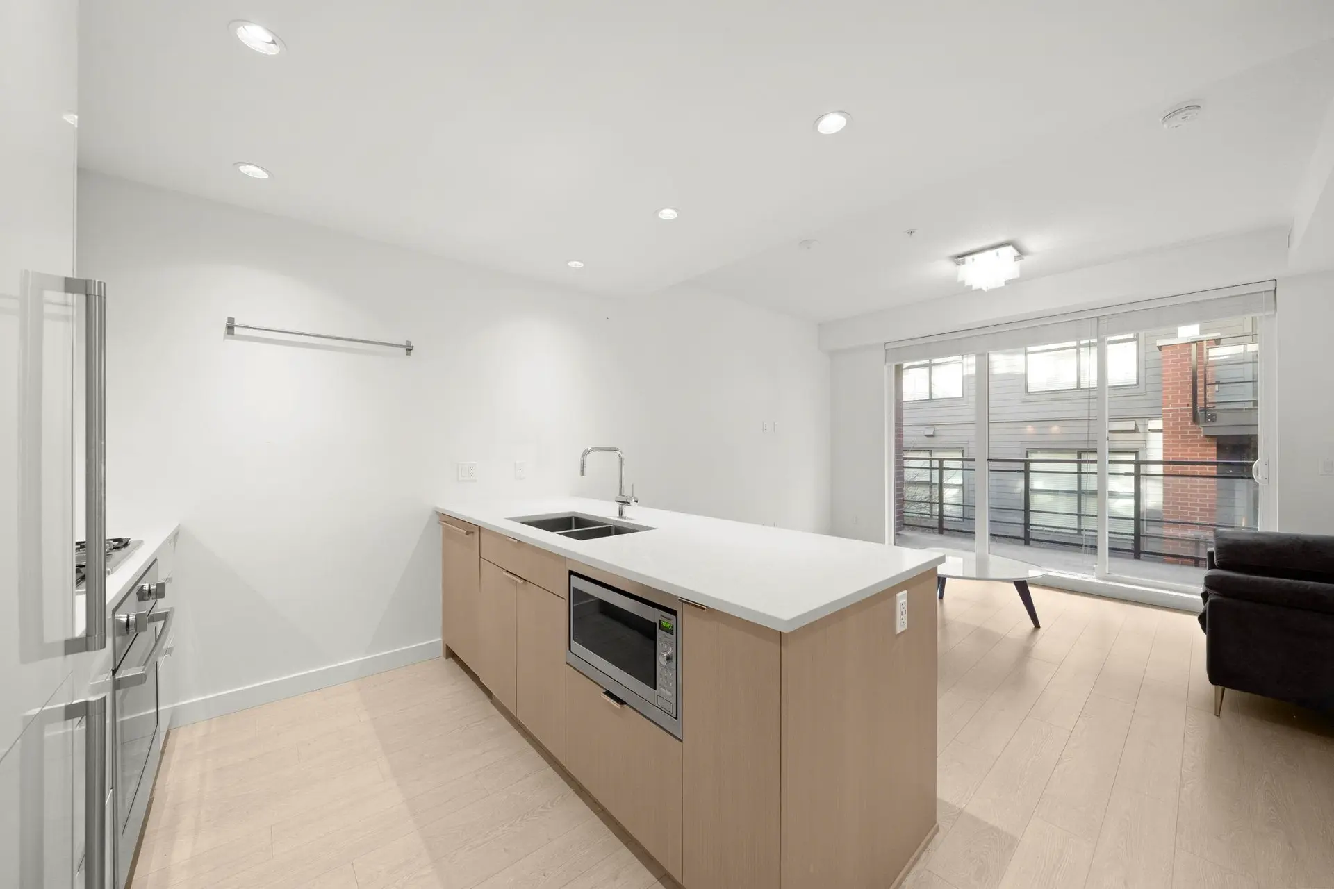 #203 7928 Yukon Street - Image 4