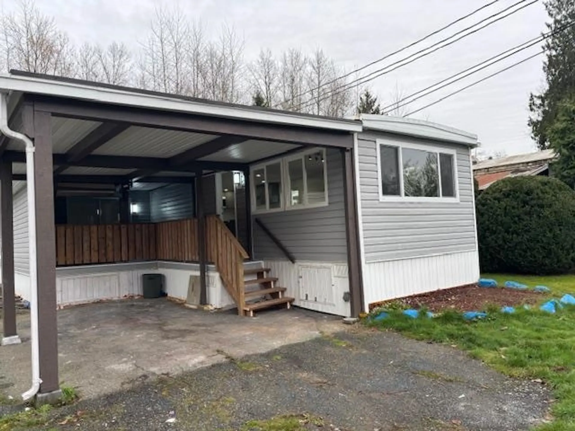 #21 23387 70a Avenue - Image 2