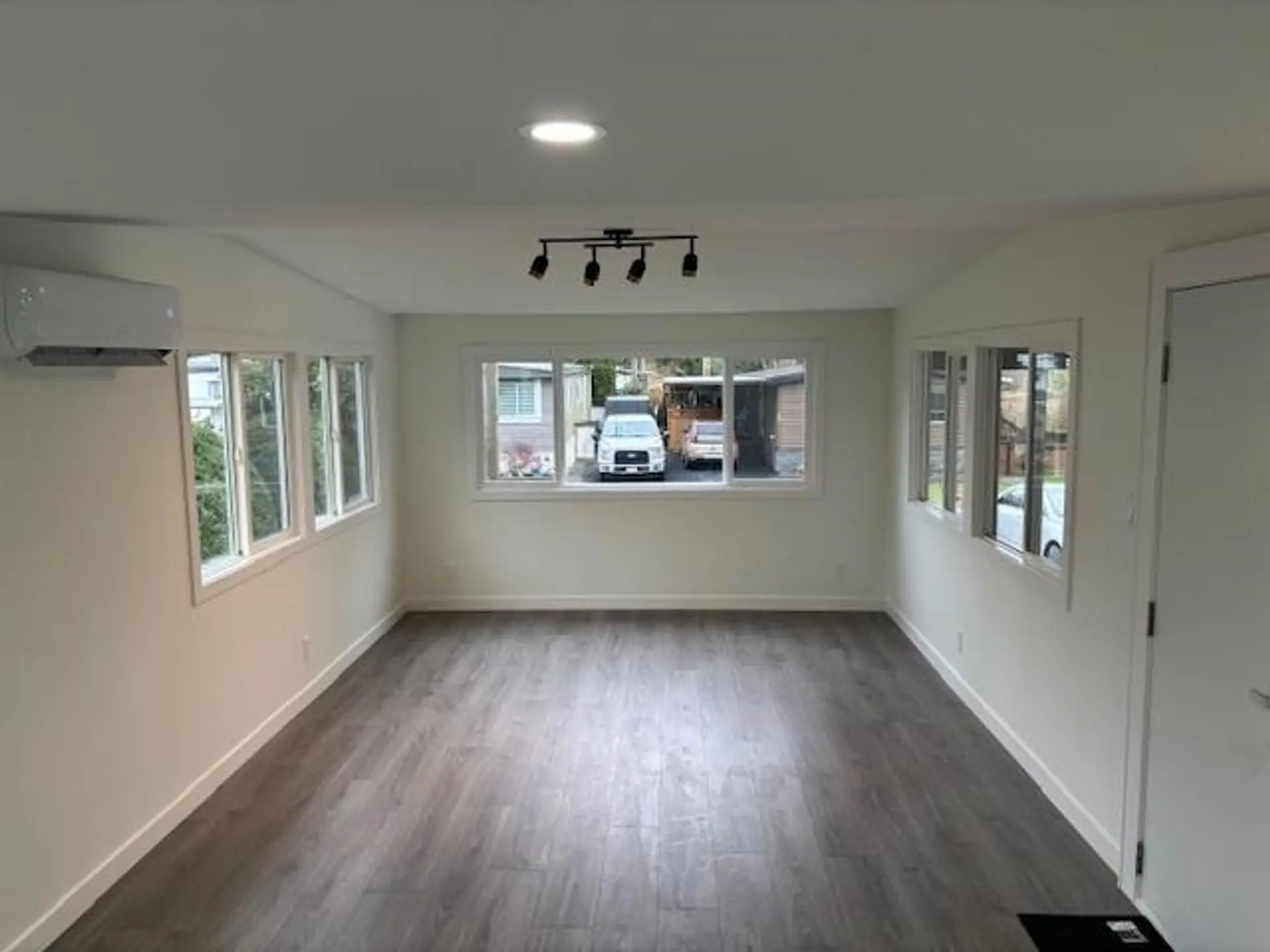 #21 23387 70a Avenue - Image 16