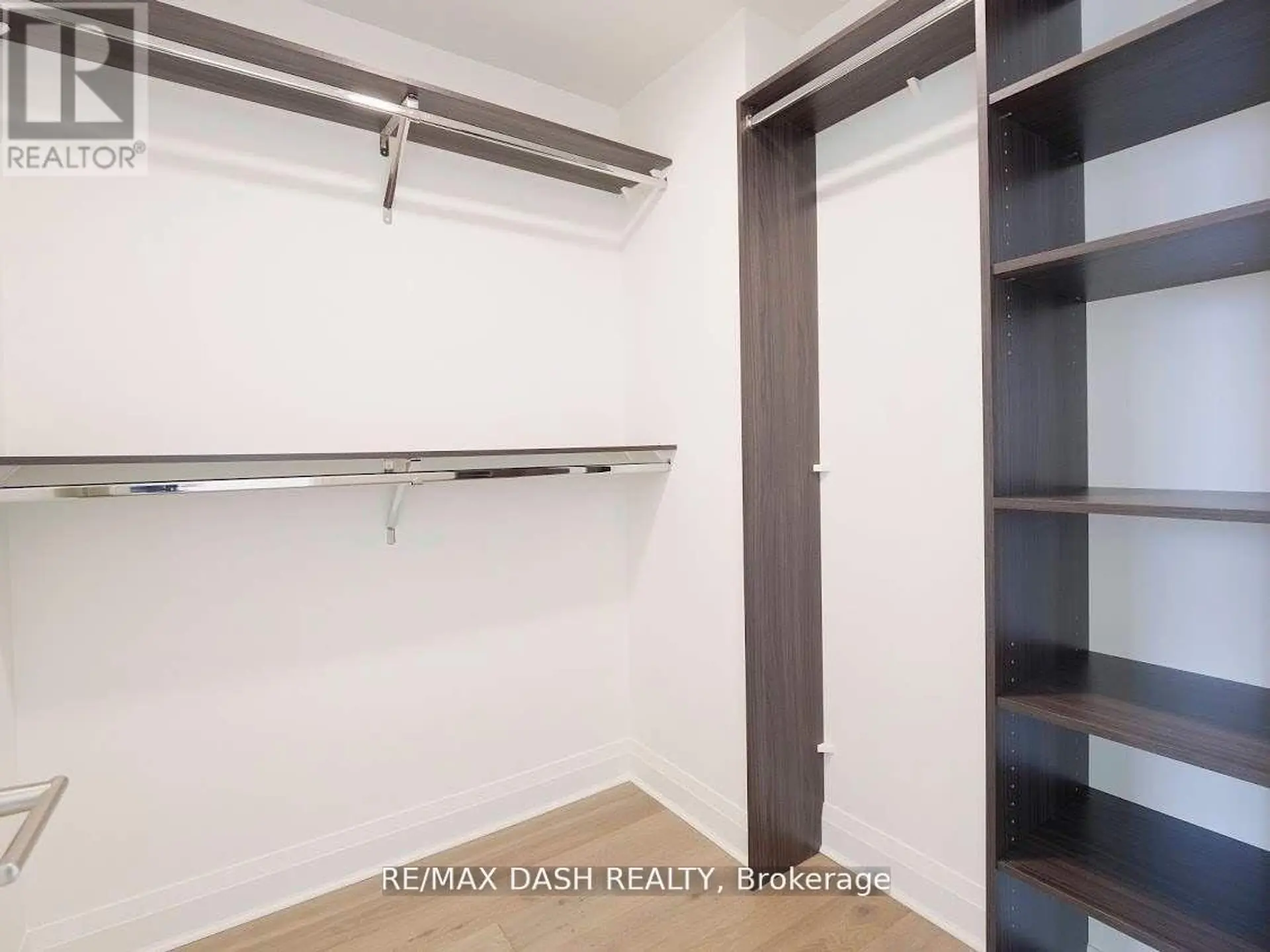 #602 151 AVENUE ROAD - Image 15