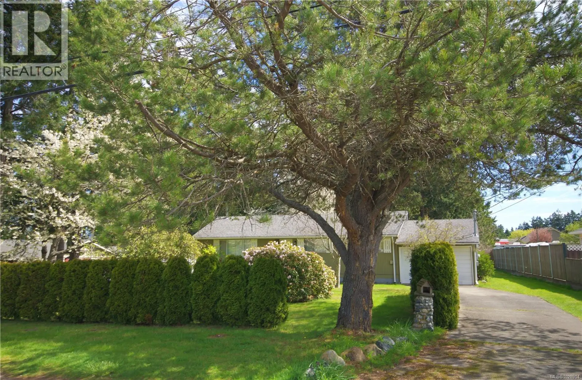 Property at 603 Johnstone Rd, Parksville, BC
