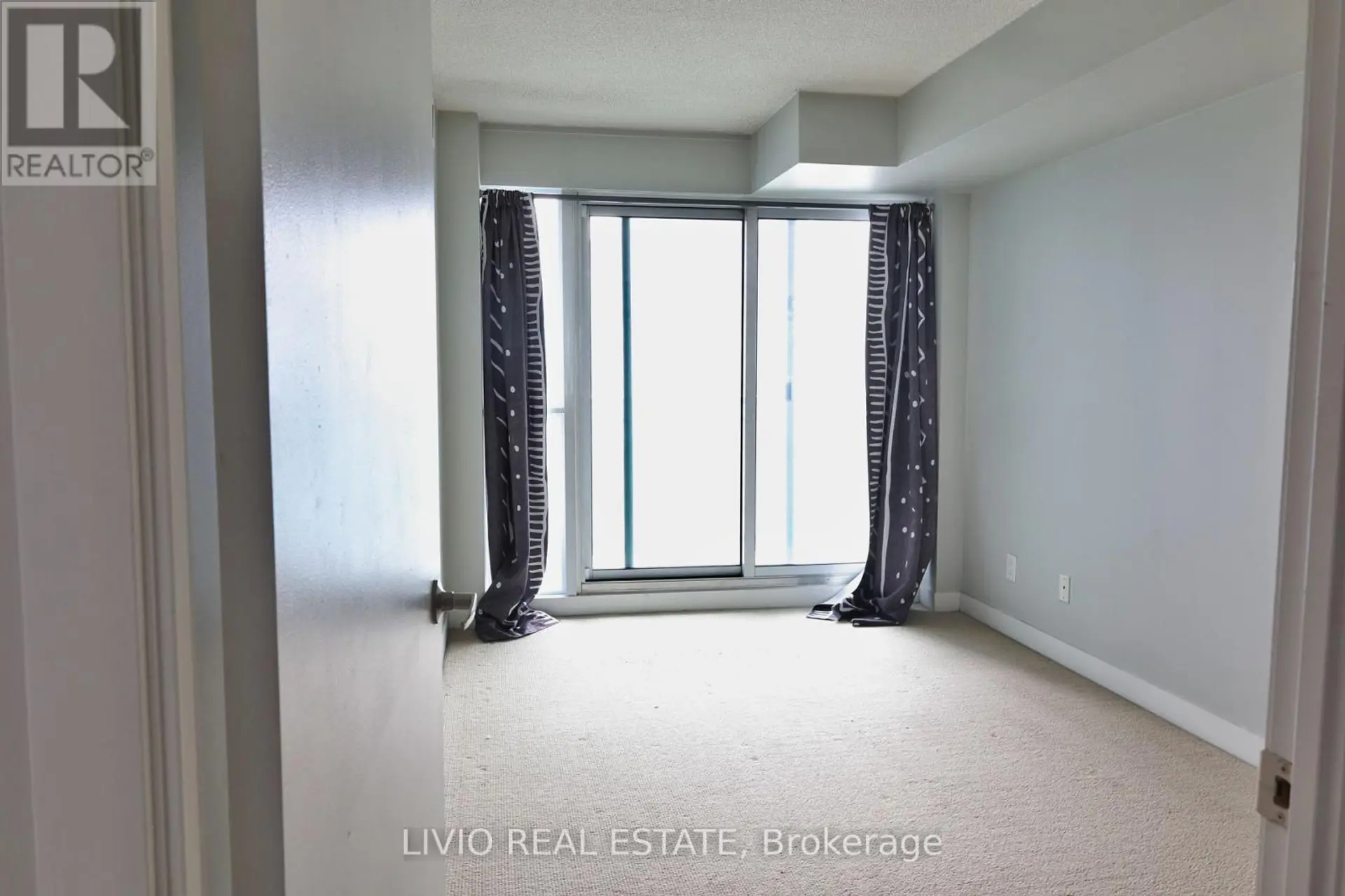 #2101 155 LEGION ROAD N - Image 14