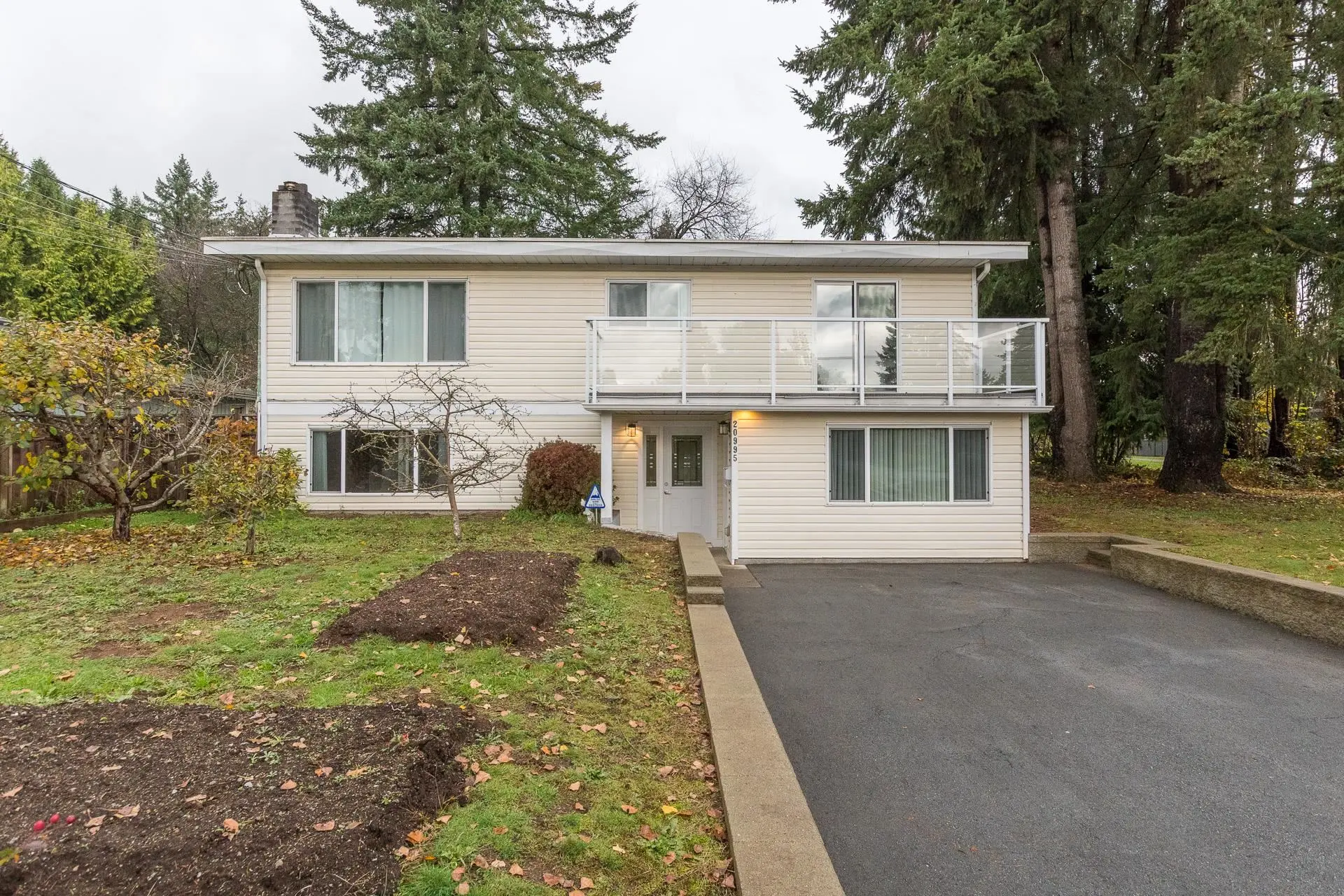 Property at 20995 118 Avenue, Maple Ridge, BC