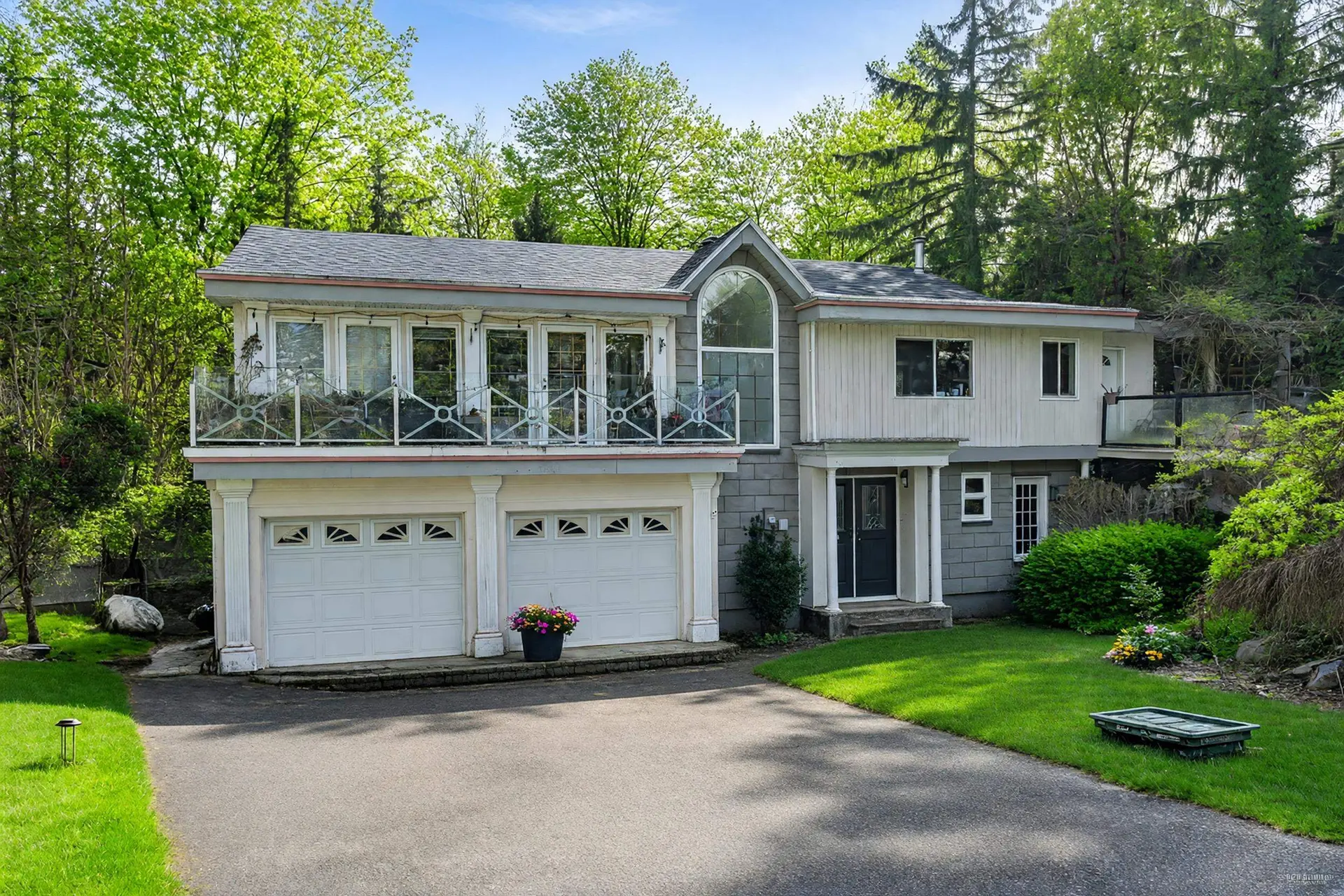 Property at 4621 Woodburn Place, West Vancouver, BC