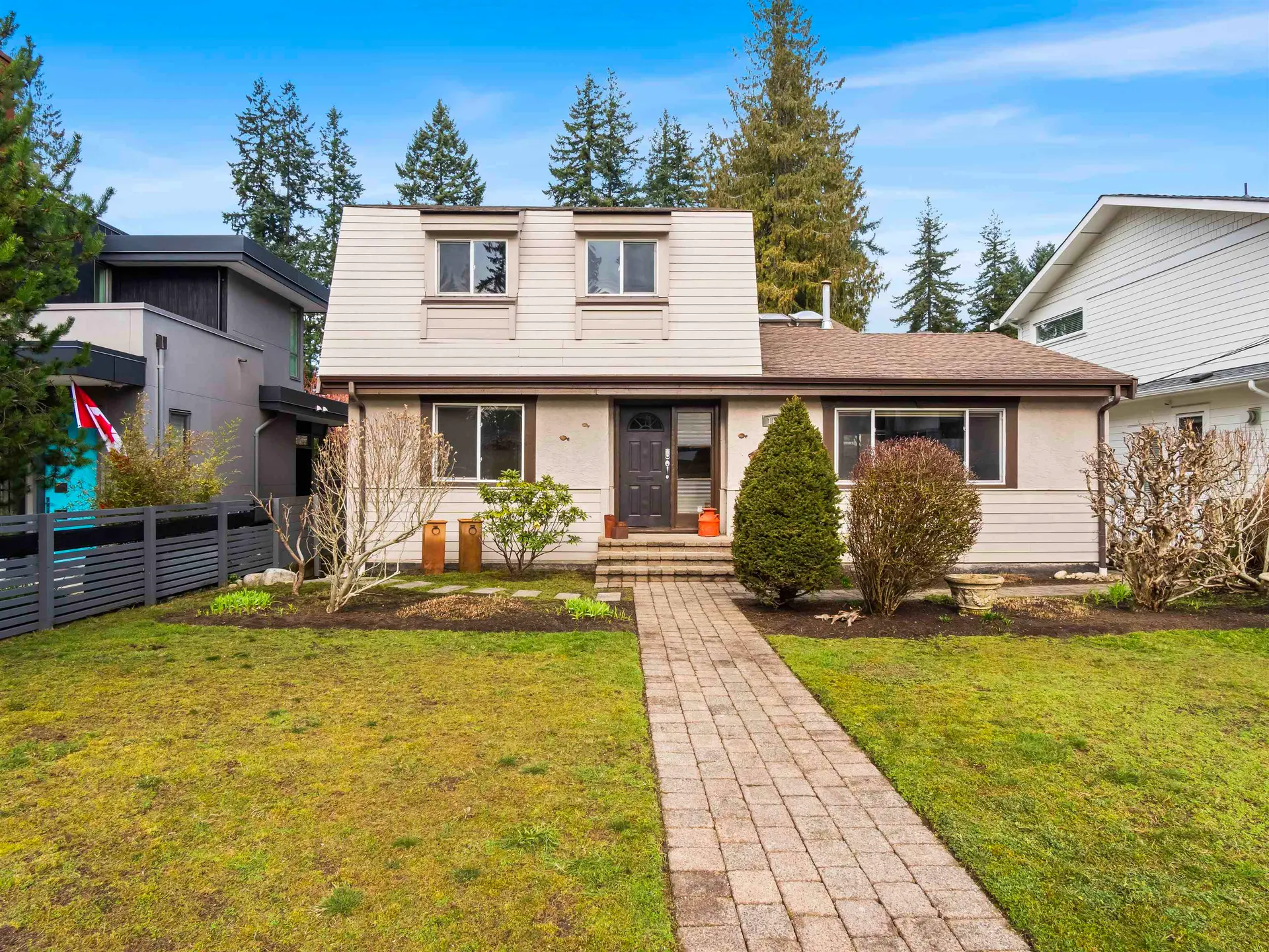 Property at 1140 W 20th Street, North Vancouver, BC