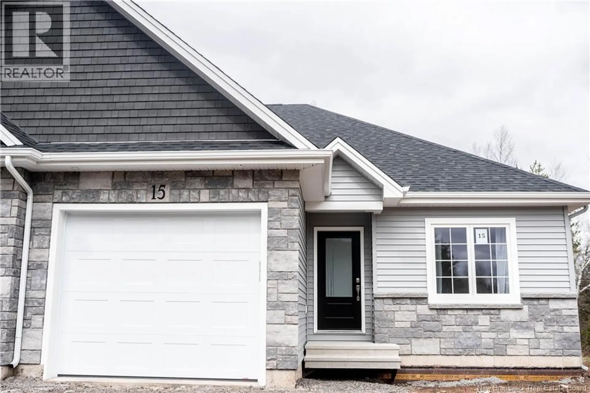 57 ROSENBURG STREET - Image 2