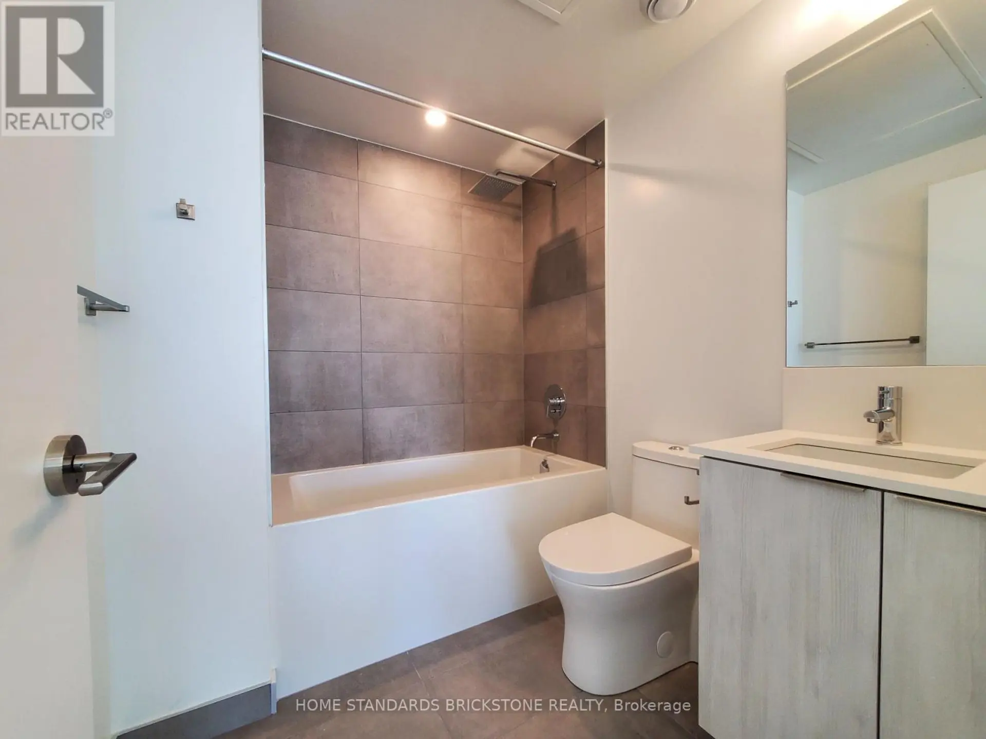 #3510 8 WELLESELEY STREET W - Image 7