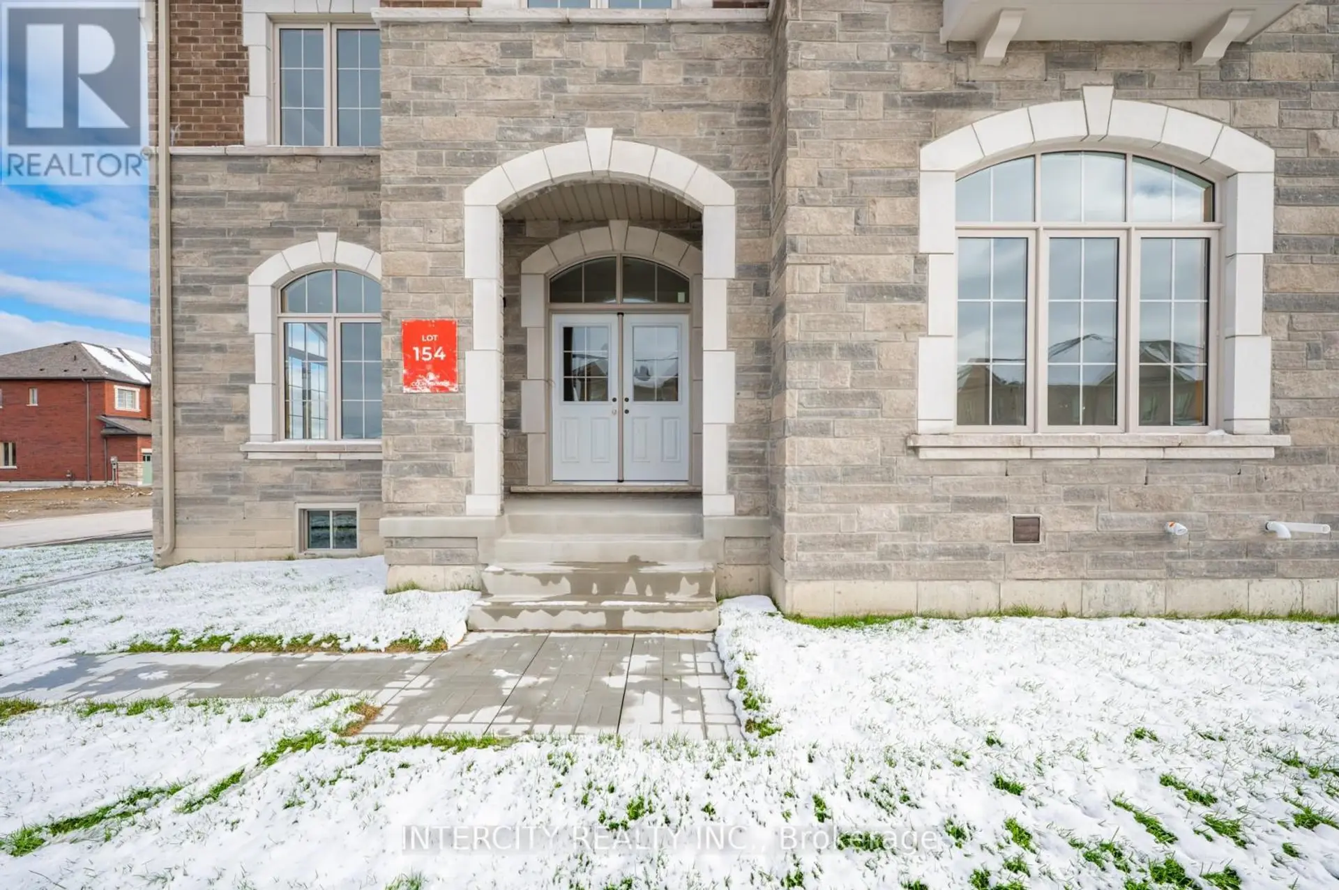 71 LORRAIN HAND AVENUE - Image 4