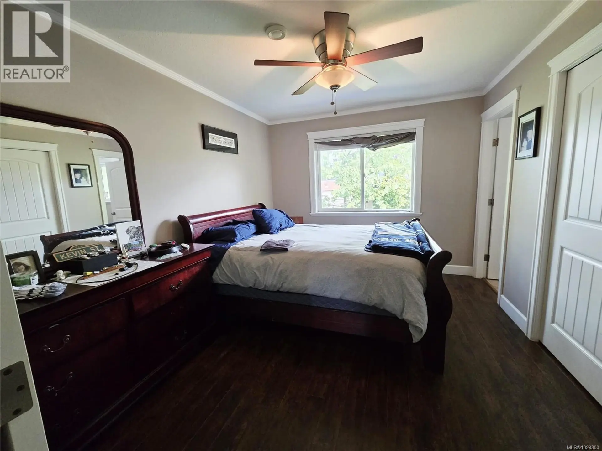 #4 730 Jubilee St - Image 9