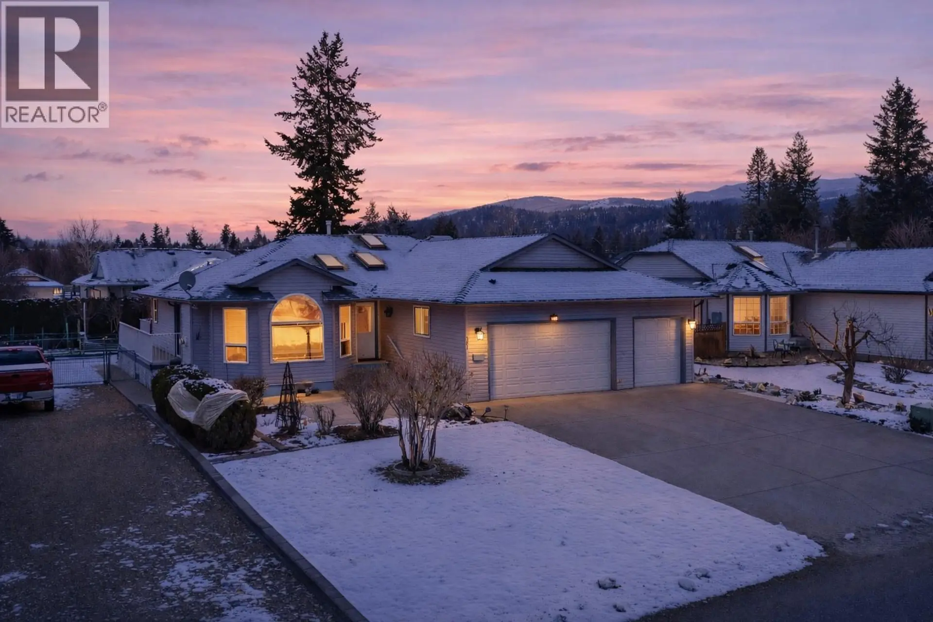 Property at 381 Robin Drive, Barriere, BC